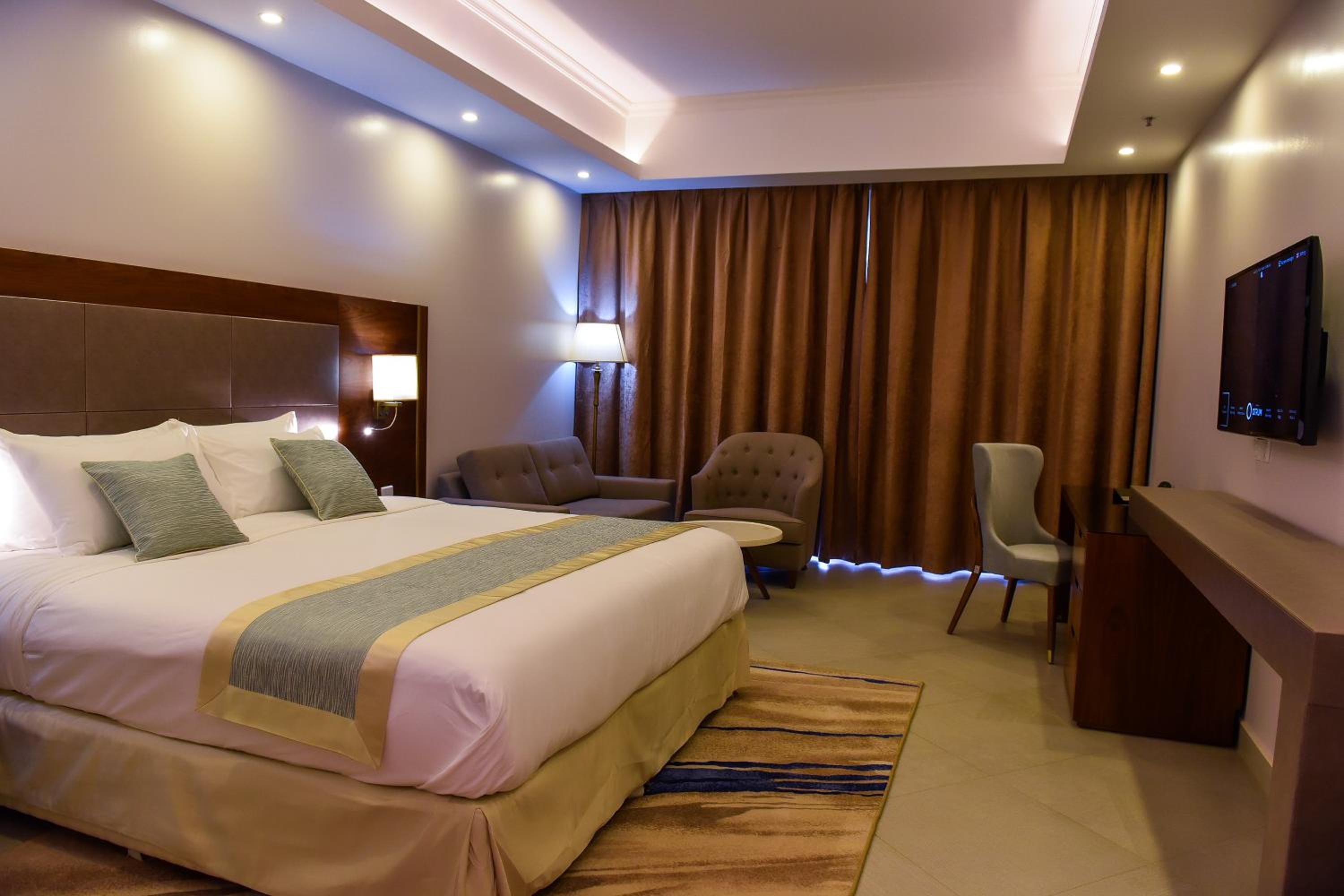 King Room with Lake View
