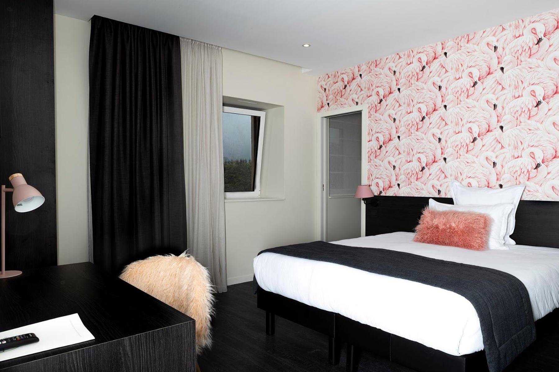 Superior Double Room with Garden View - Photo 9