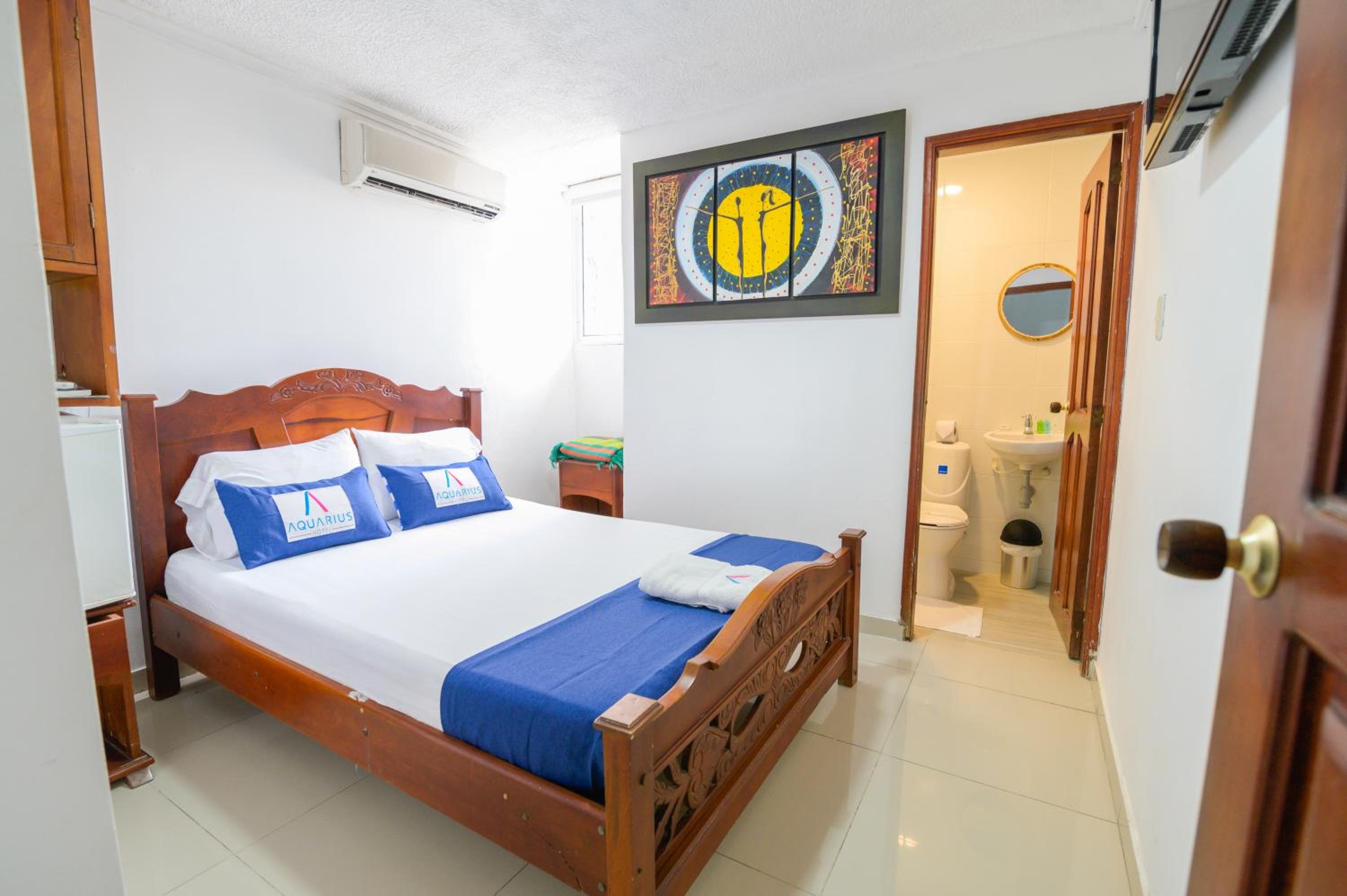 Economy Double Room photo 2