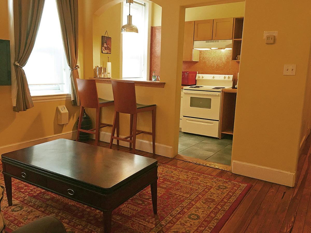 One-Bedroom Apartment - Photo 14