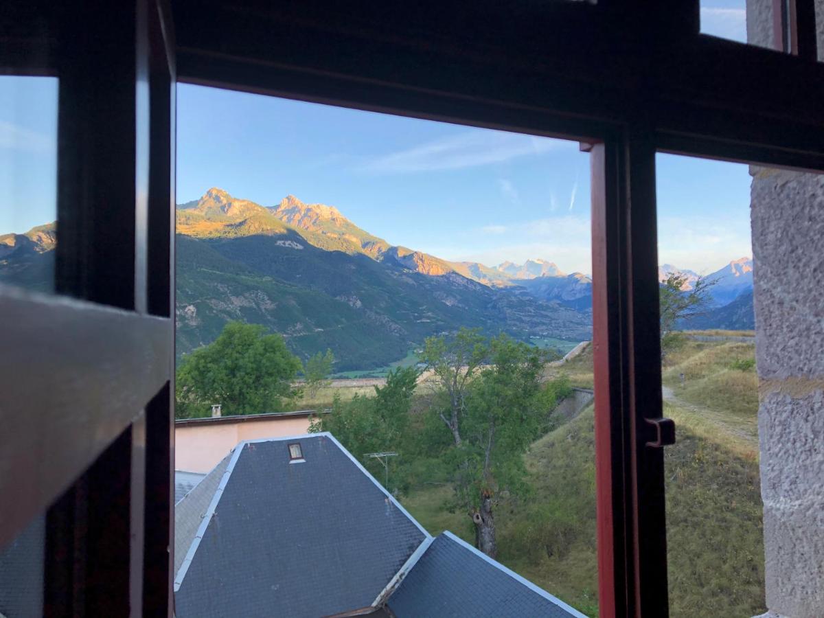 Studio with Mountain View photo 3