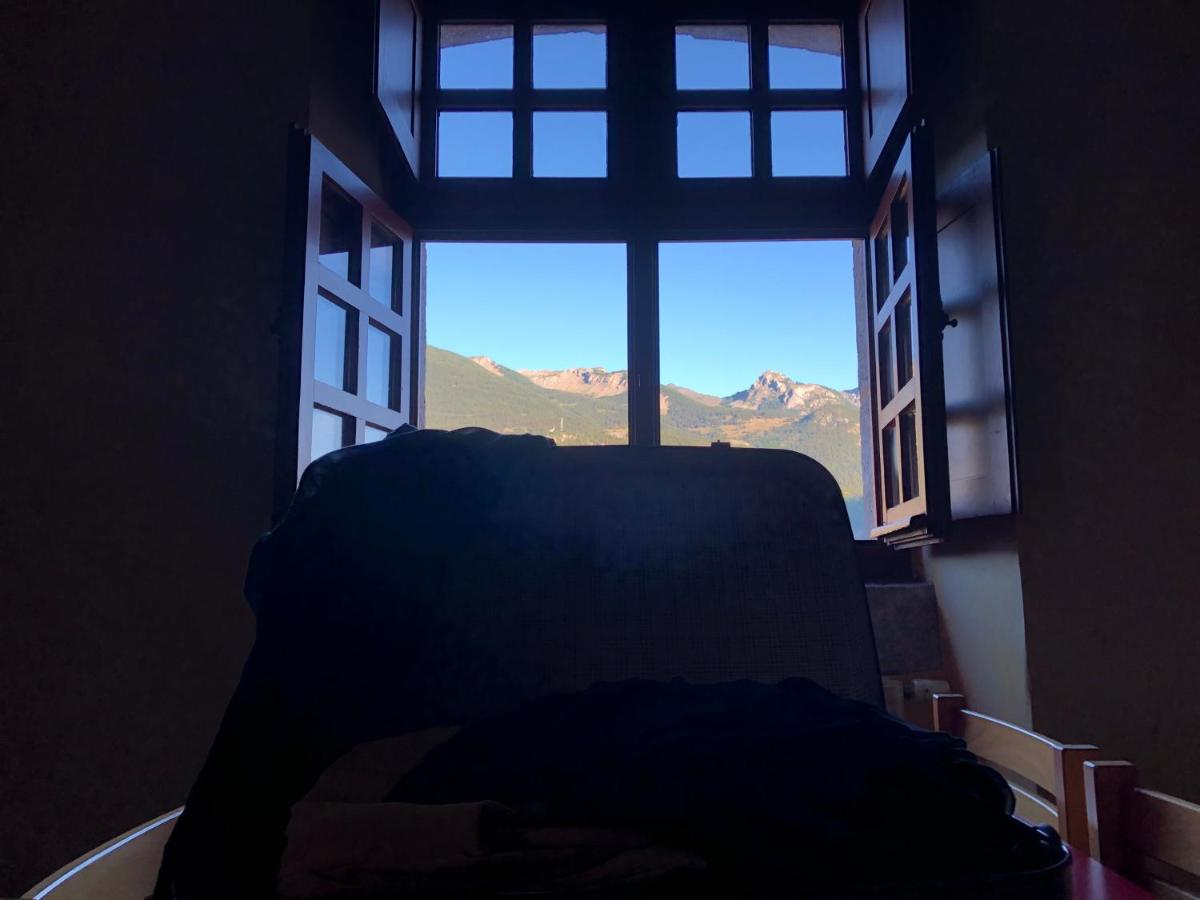 Studio with Mountain View photo 2
