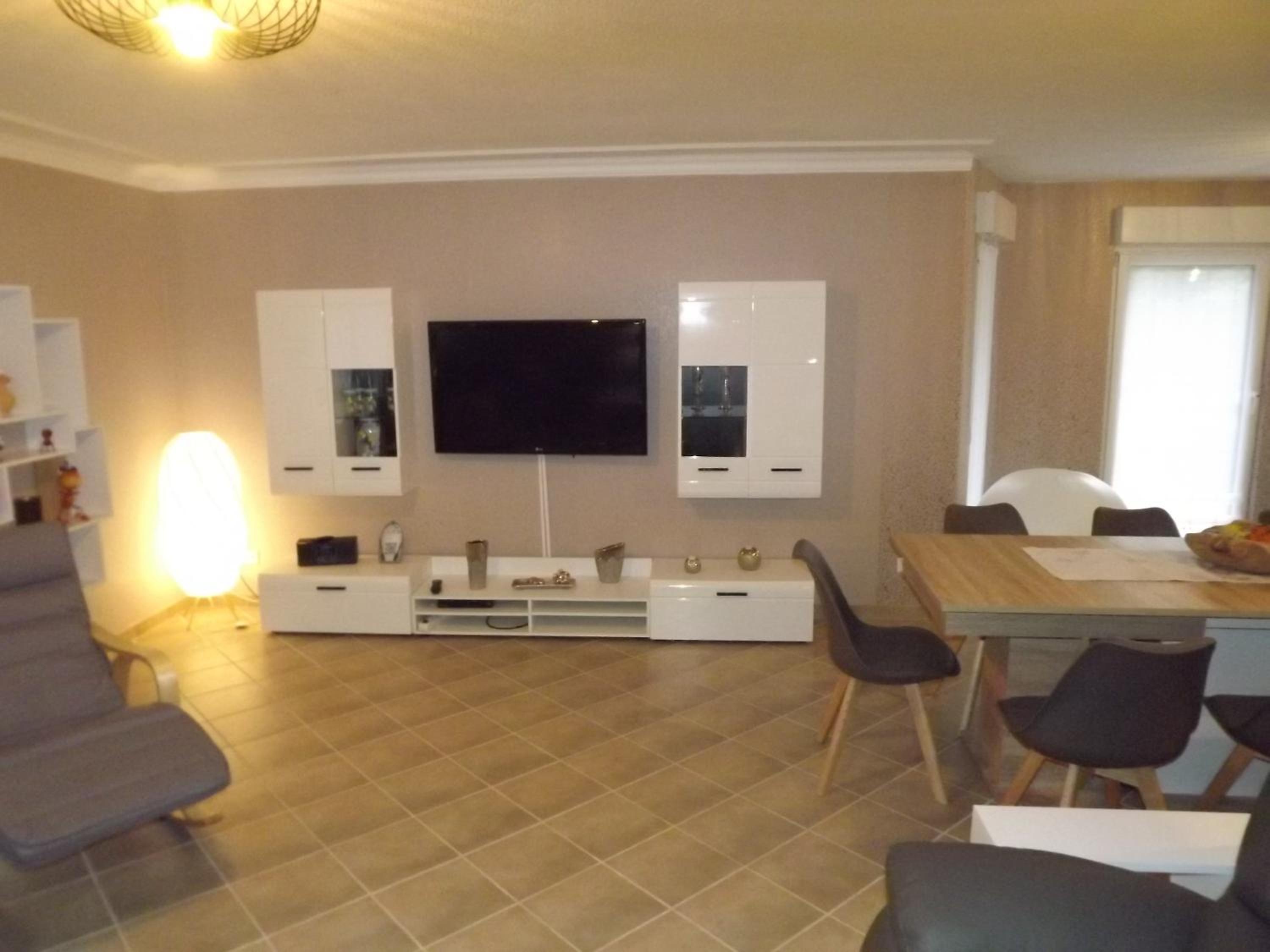 Three-Bedroom Apartment photo 1