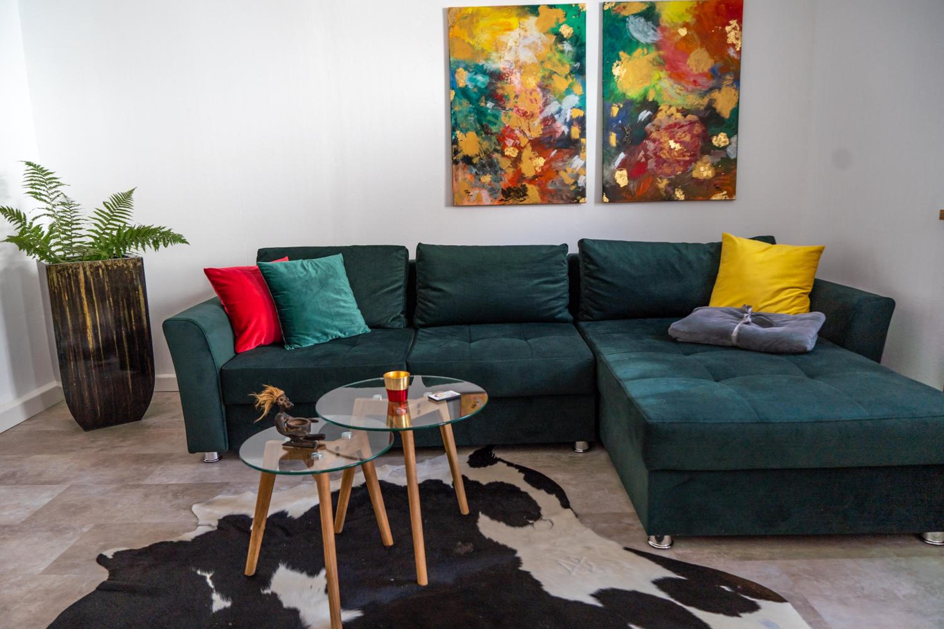 One-Bedroom Apartment - Photo 12