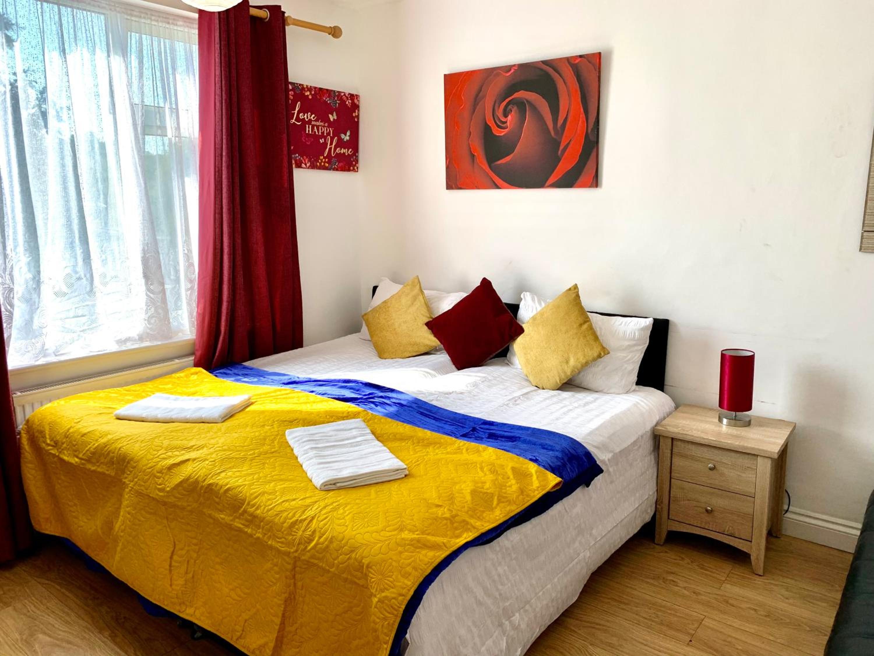 Triple Room with Bathroom - Photo 15