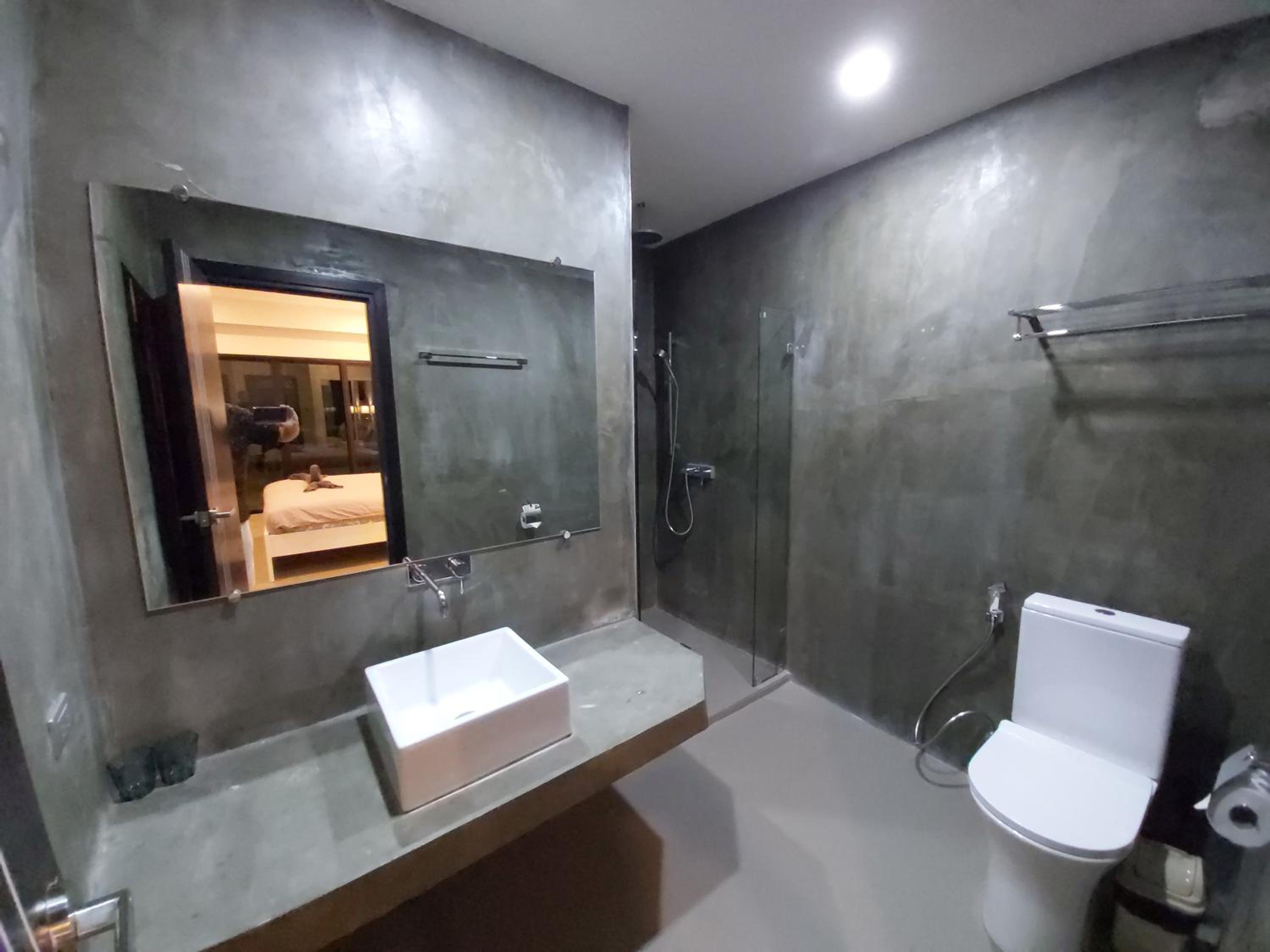 Villa with Private Pool - Photo 4
