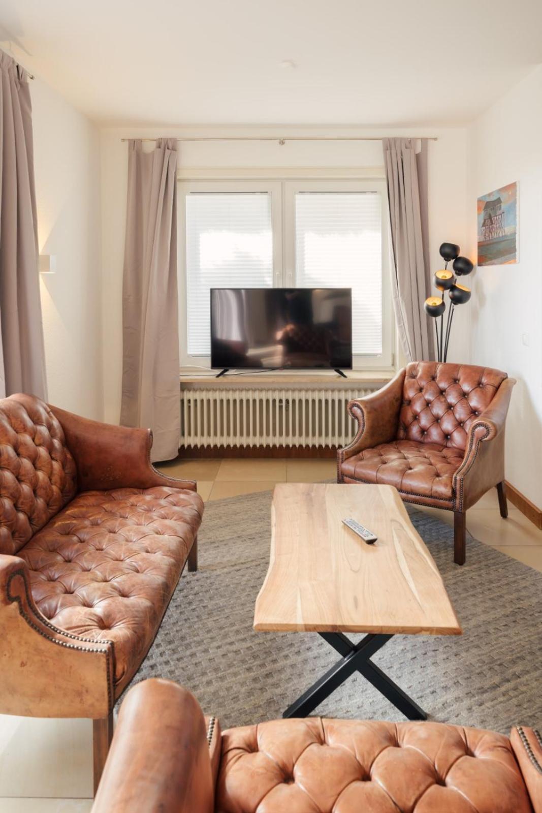 Apartment with Terrace - Photo 27