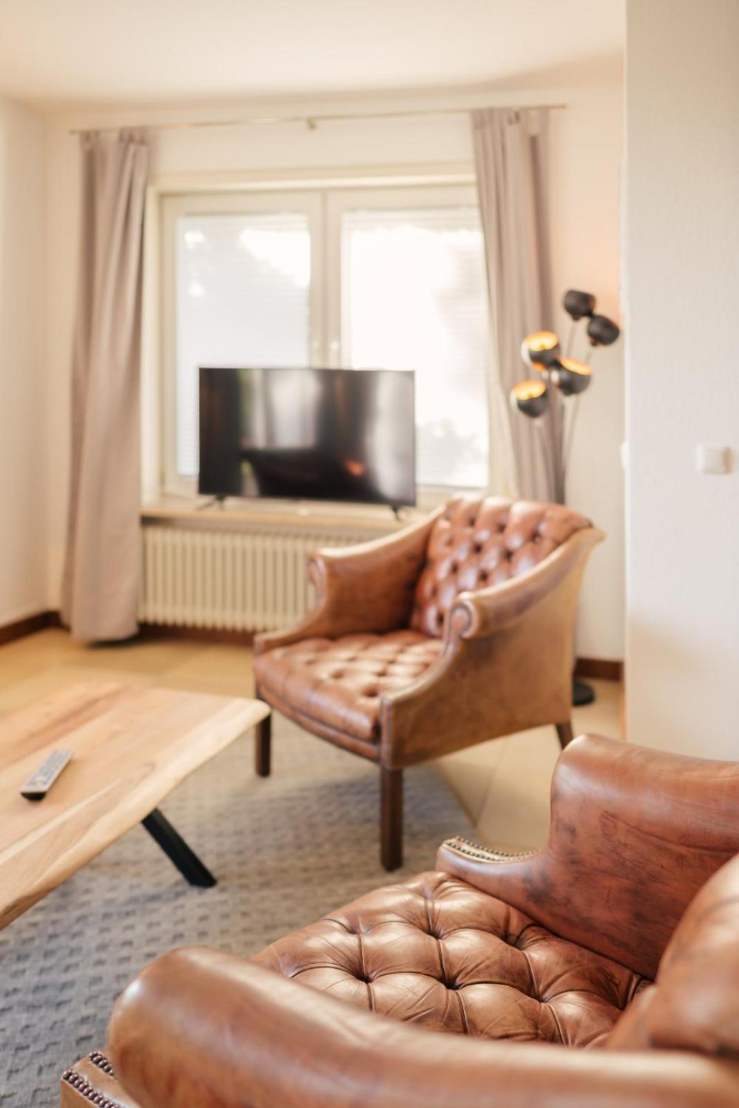 Apartment with Terrace - Photo 5