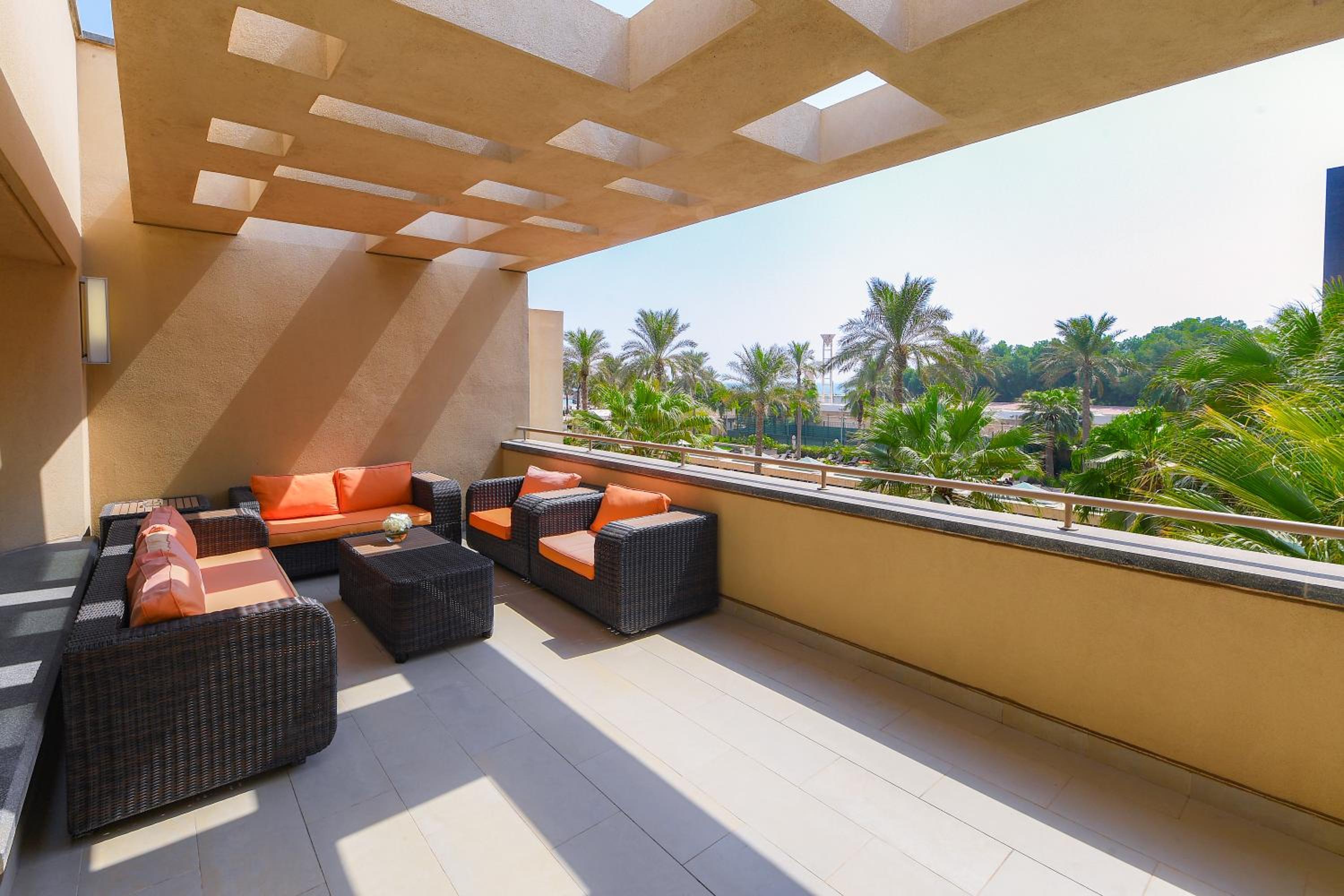Five Bedroom Villa - Photo 4