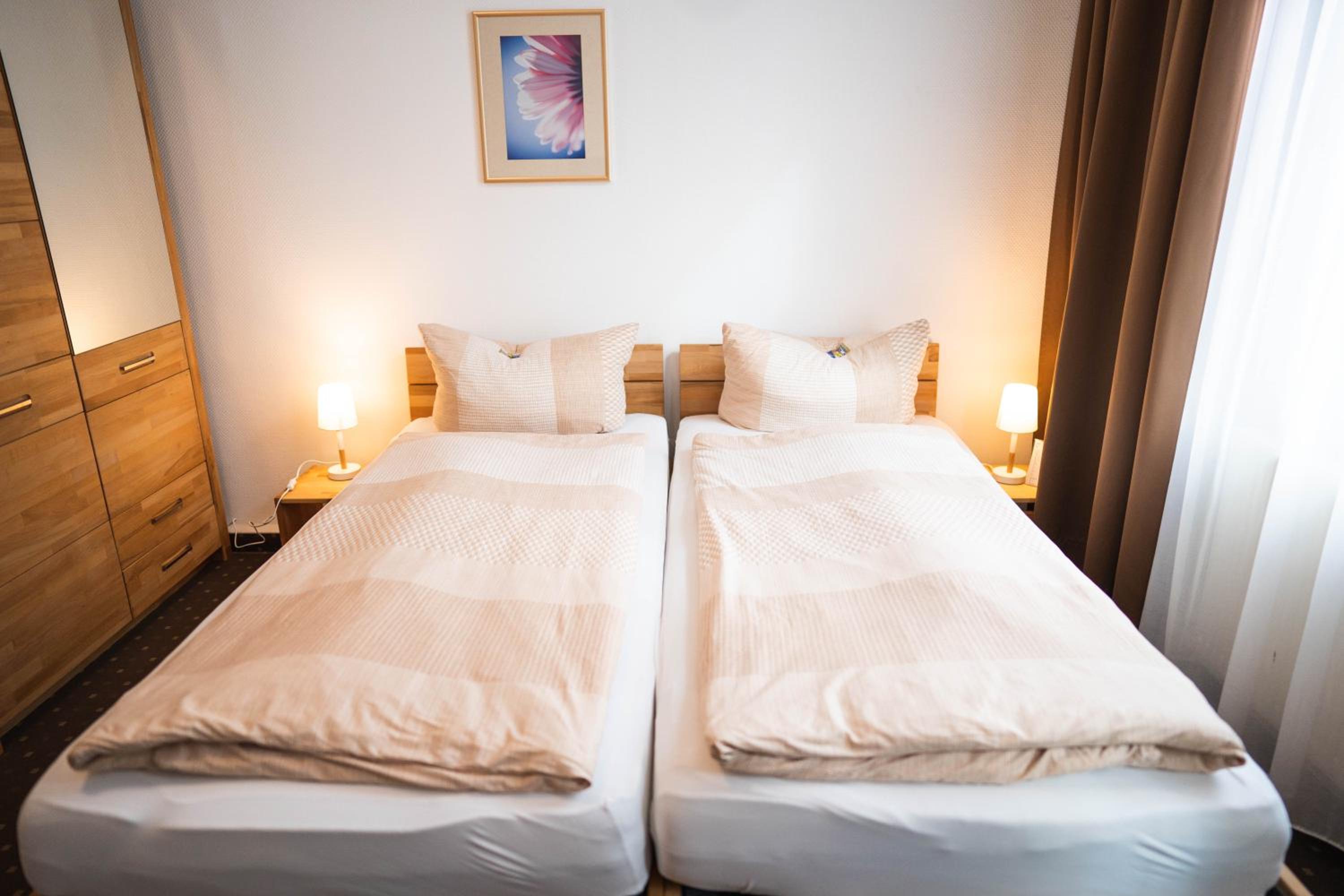 Standard Triple Room - Photo 12