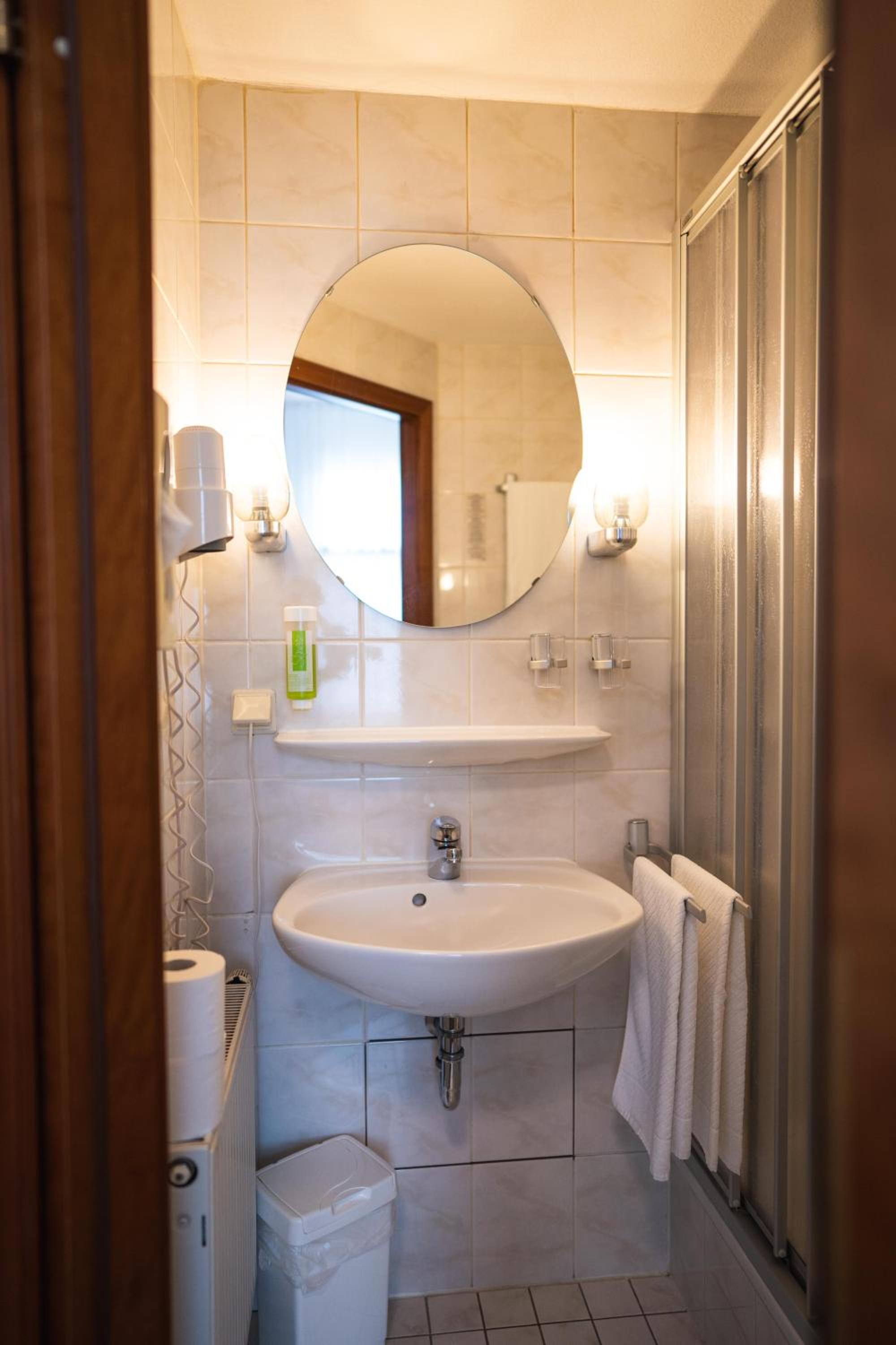Standard Triple Room - Photo 3