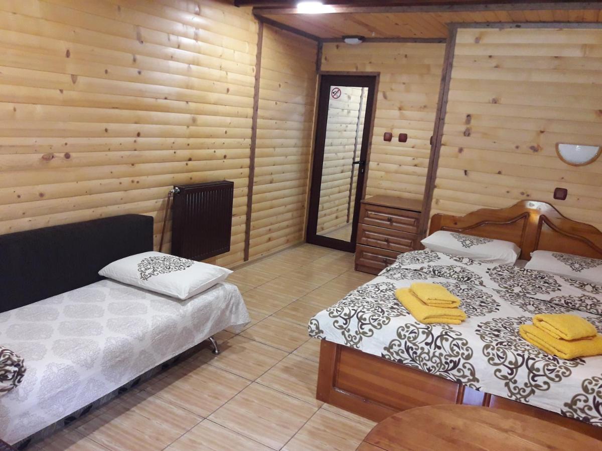 Deluxe Double Room with Extra Bed photo 2