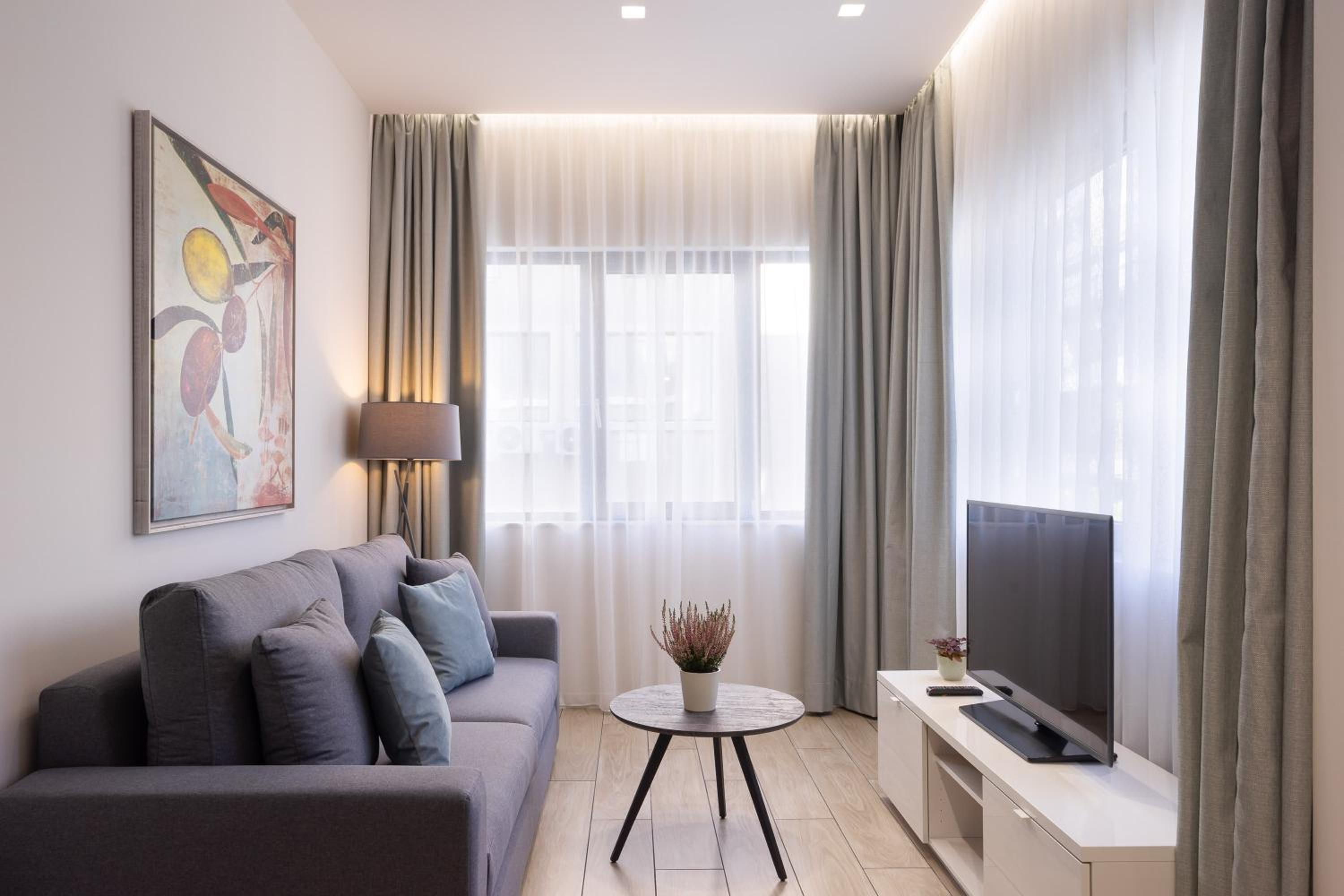 Family Apartment photo 1