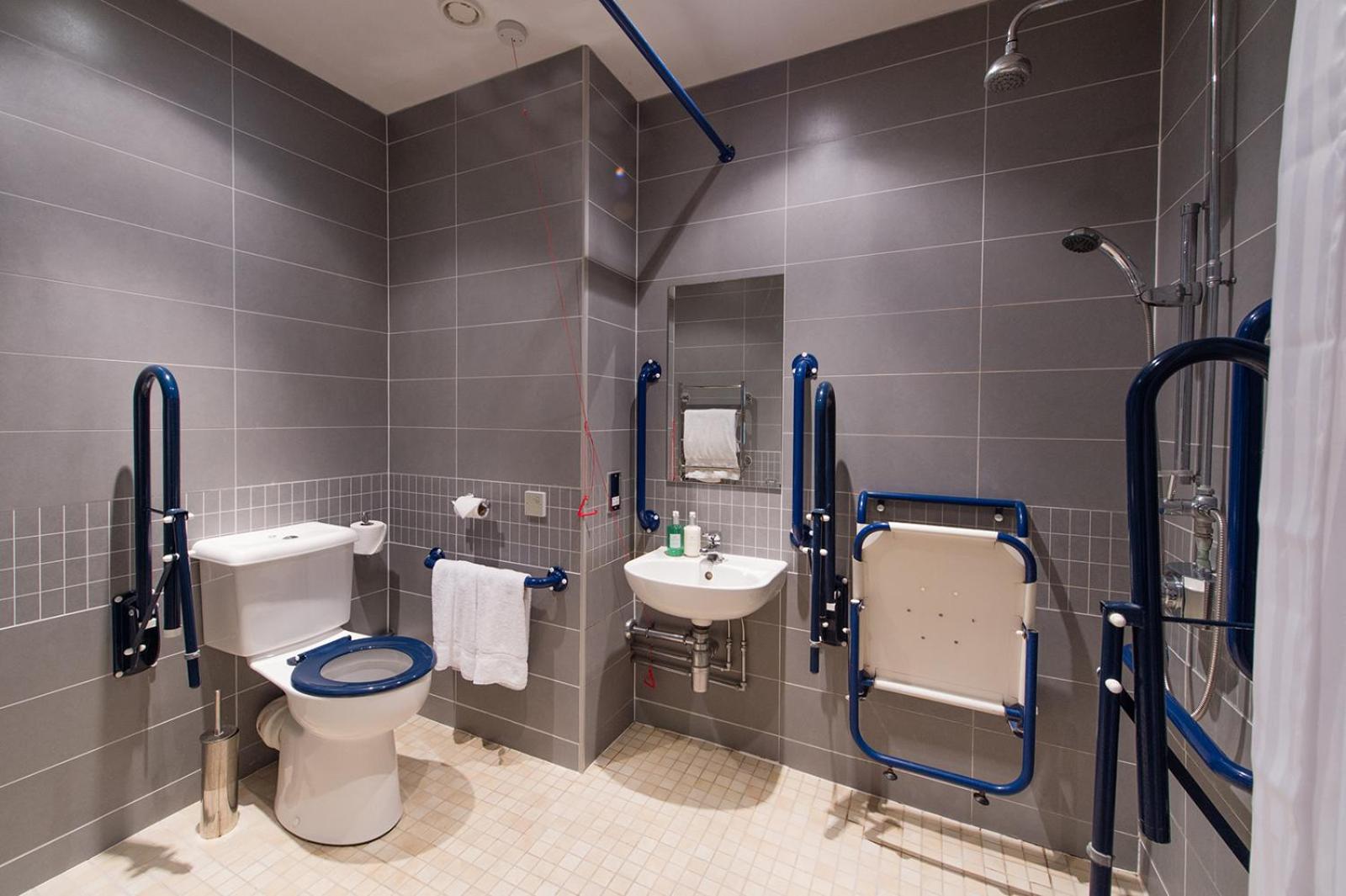 Double Room - Disability Access photo 2