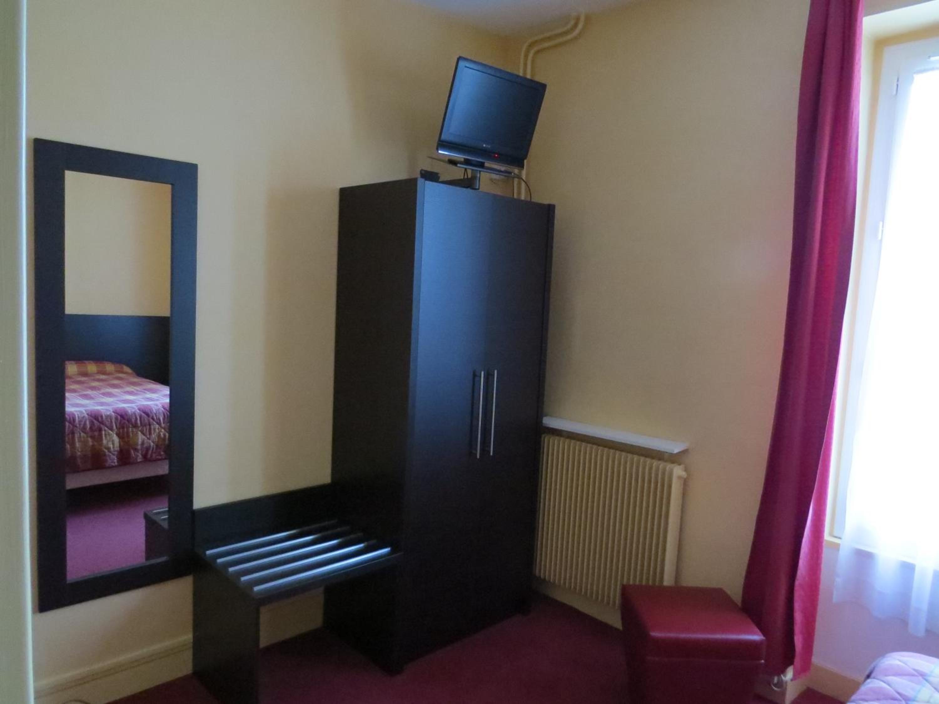 Double Room with Bath photo 2