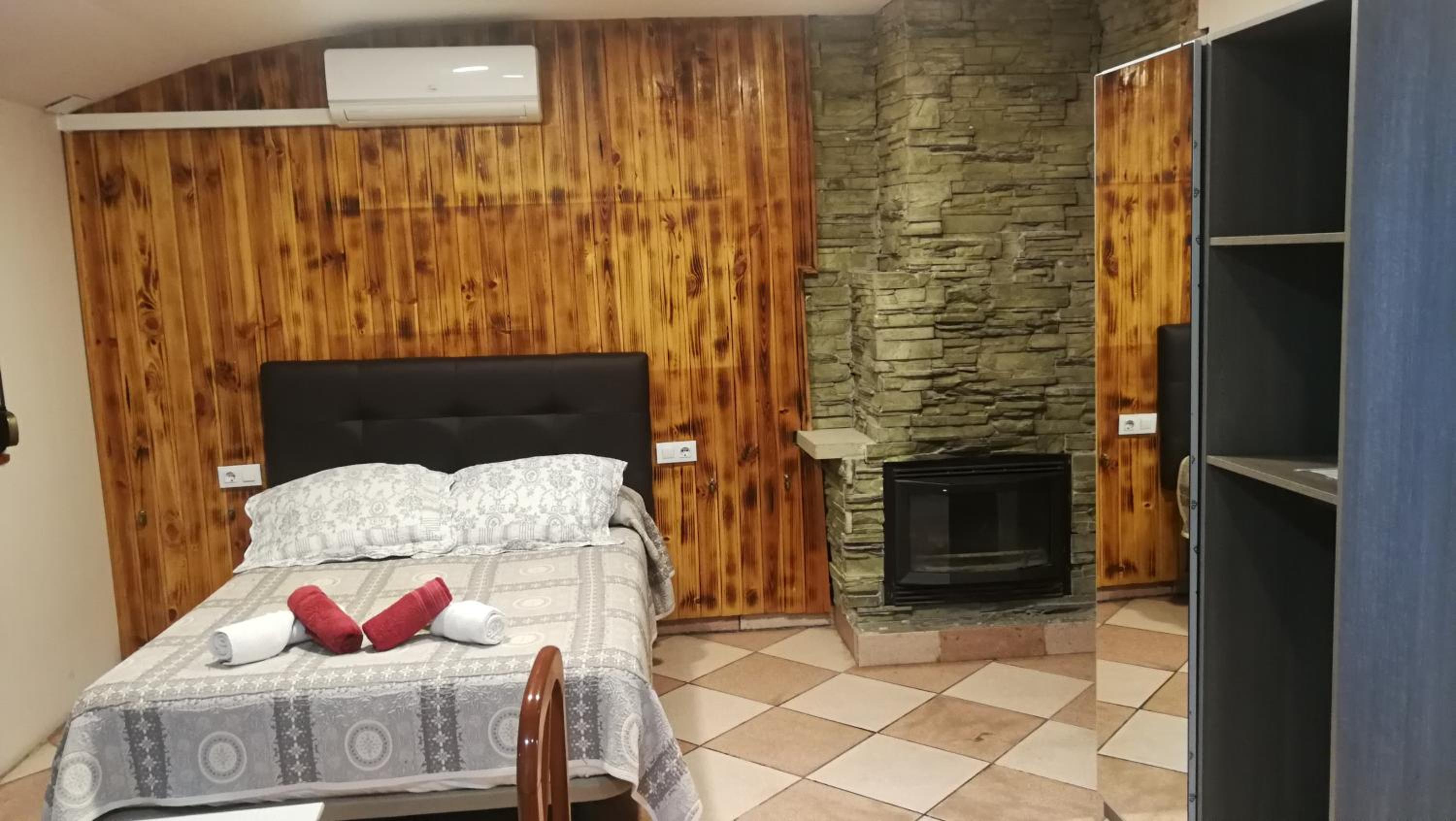 Triple Room with Terrace photo 2
