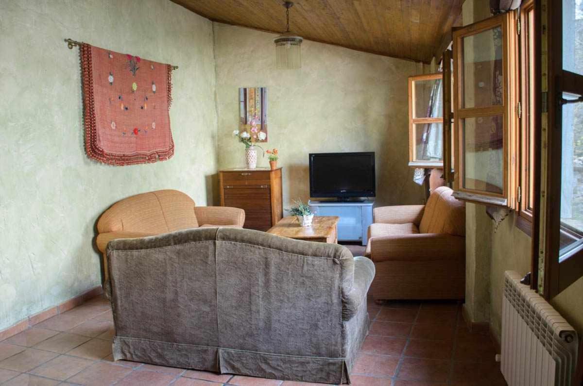 Six-Bedroom Villa  photo 3