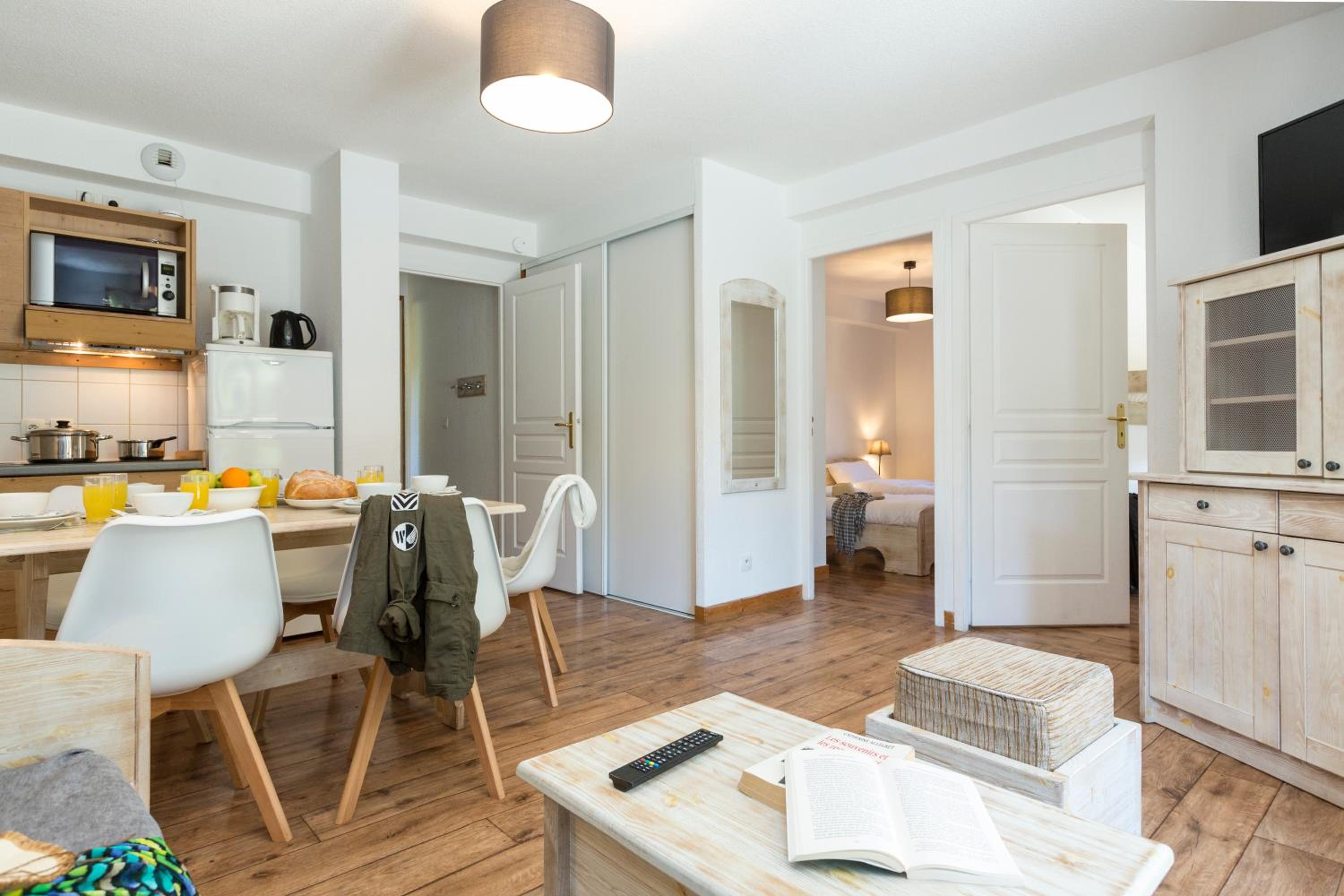 Two-Bedroom Apartment (6 Adults) photo 1