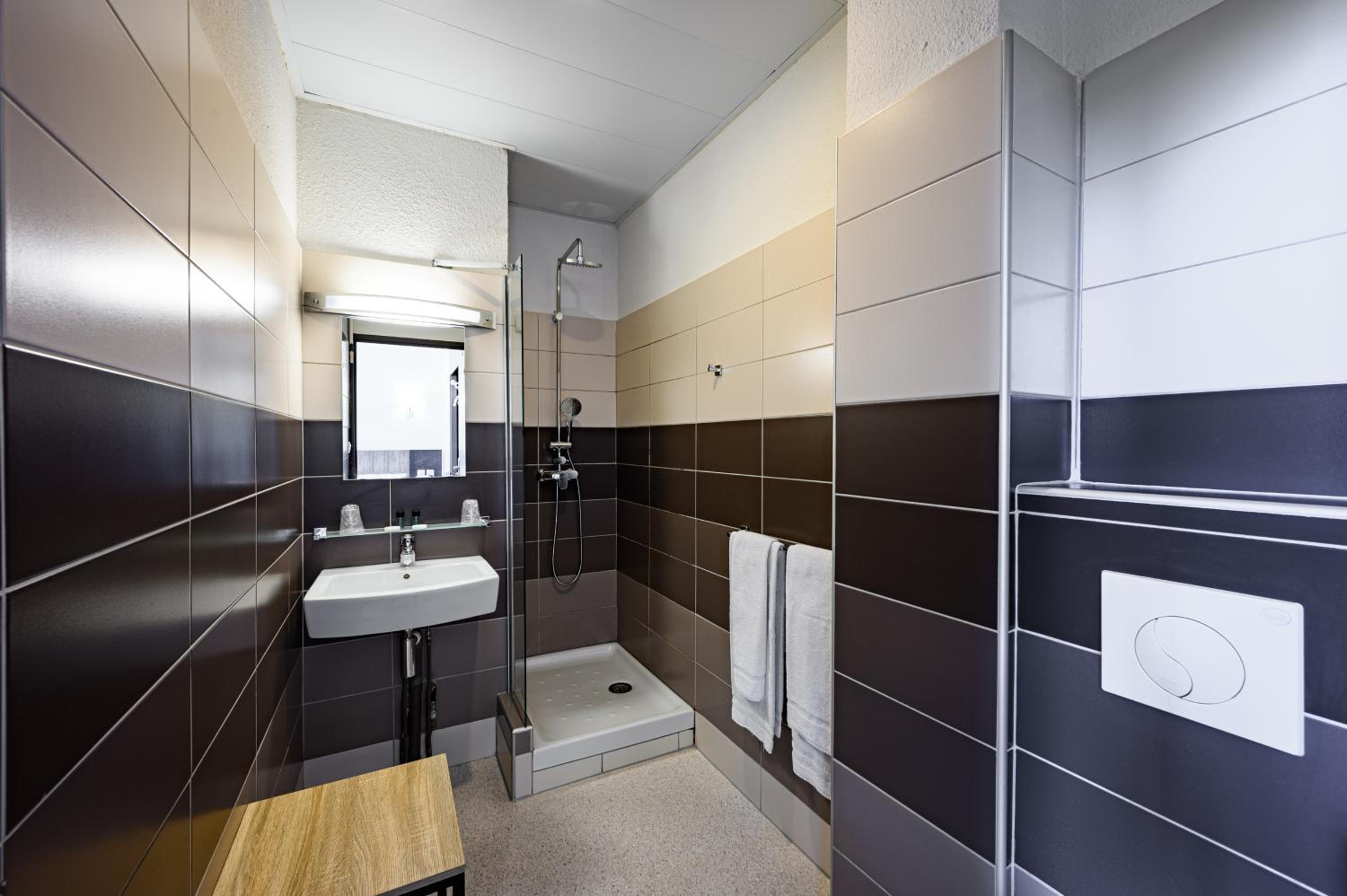 Double Room - Photo 7