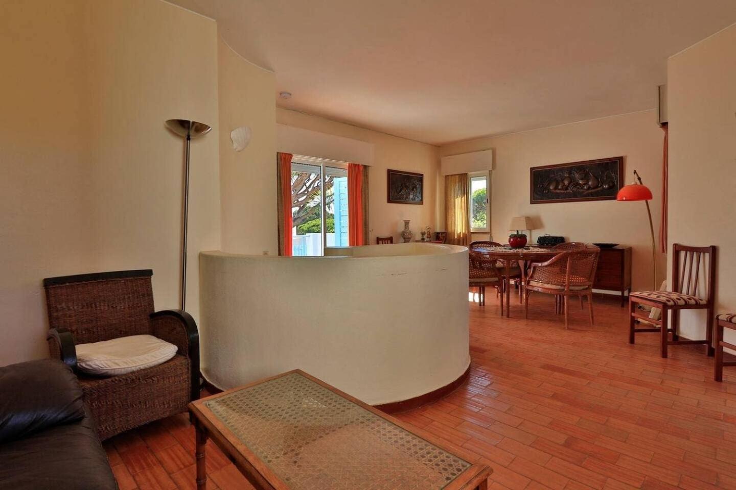 Apartment photo 1