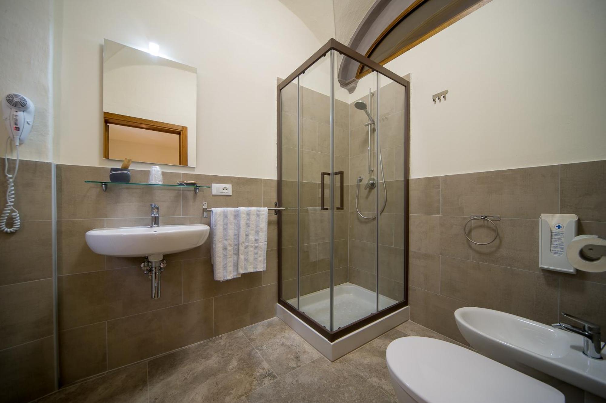Comfort Triple Room - Photo 2