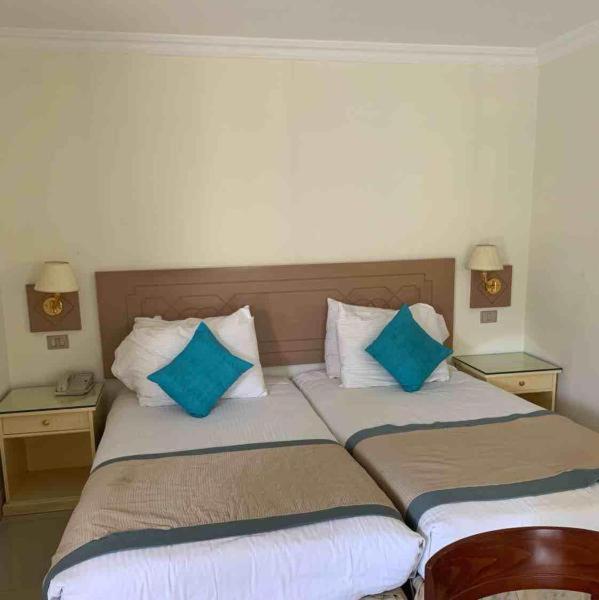 Classic Twin Room with Garden View photo 3