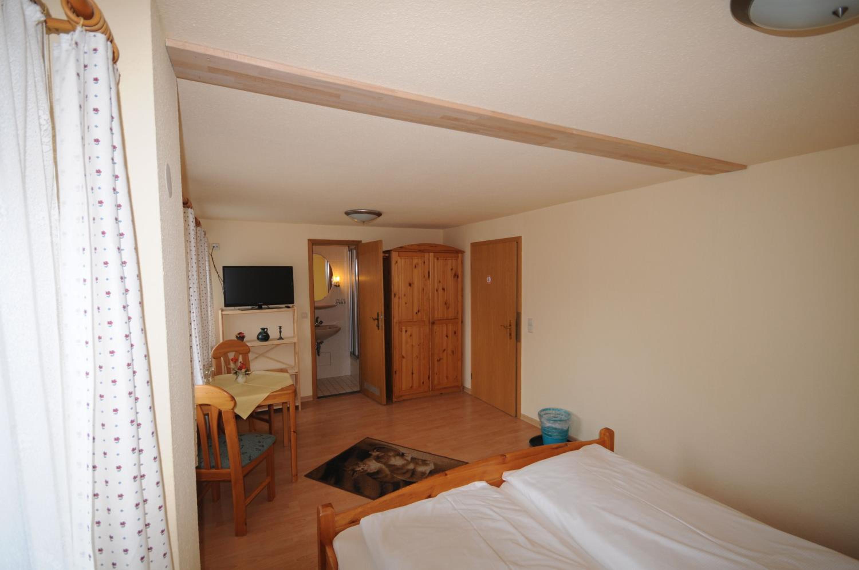 Double Room photo 3