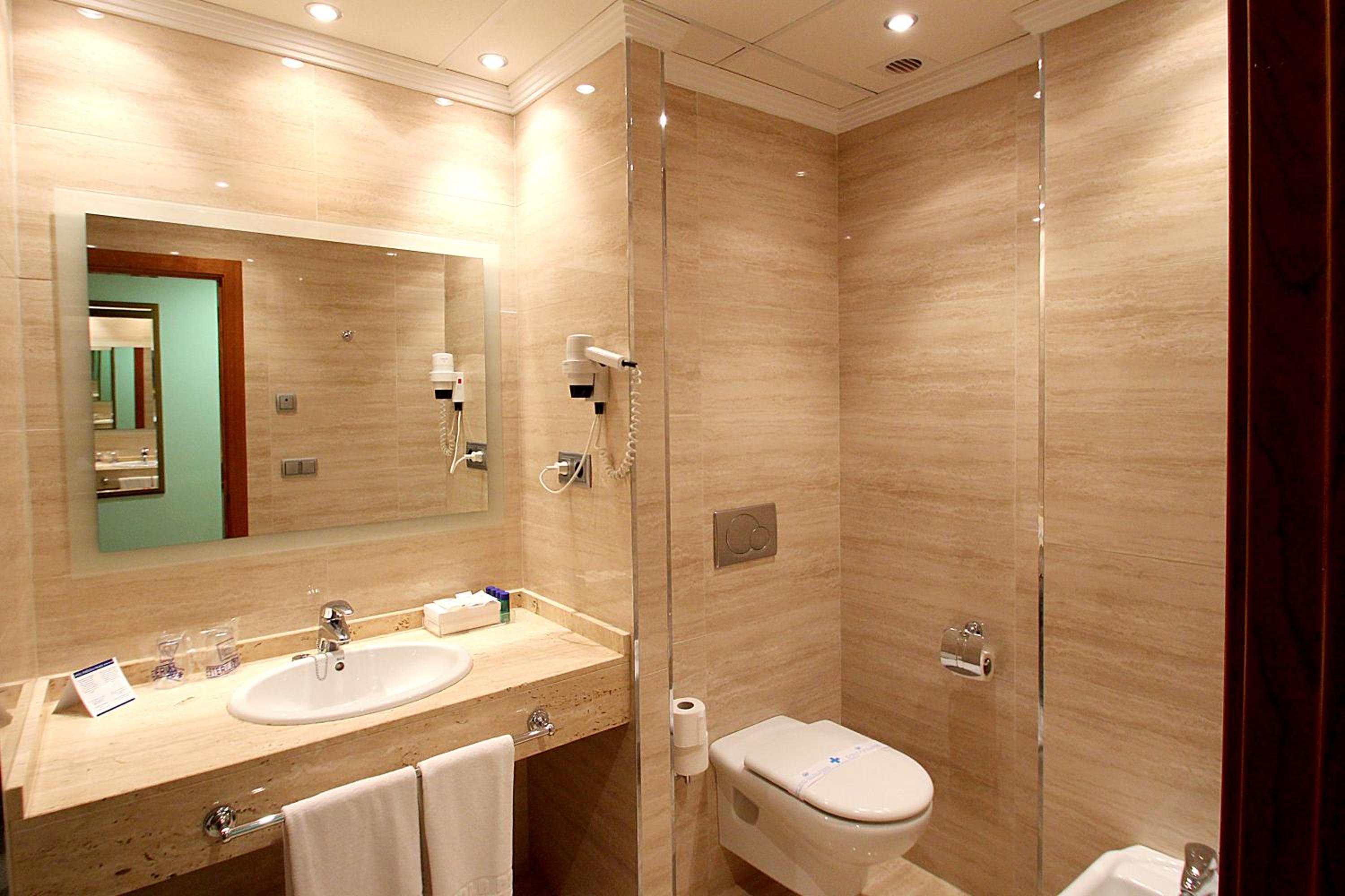 Twin Room with Sea View