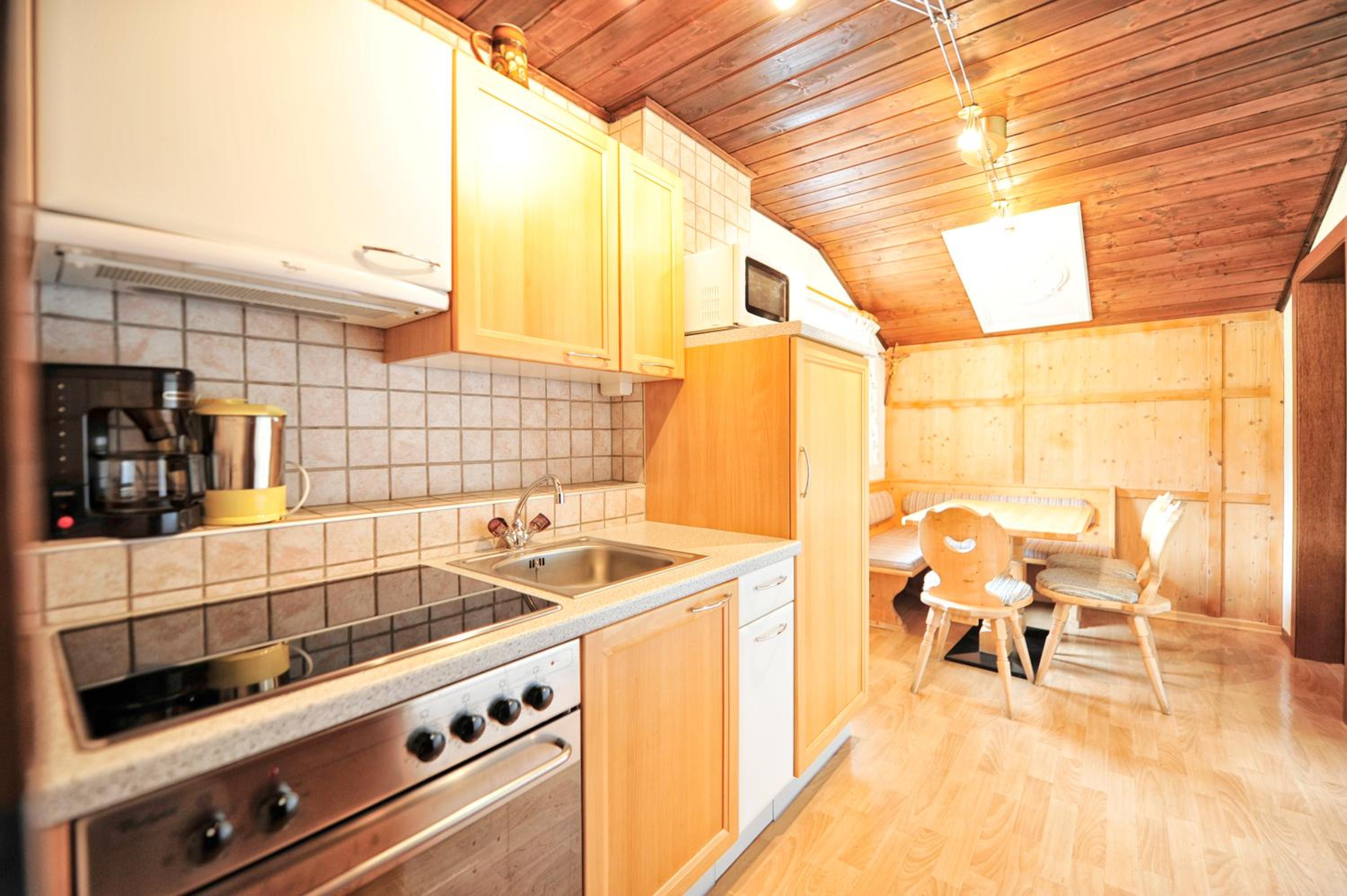 Two-Bedroom Apartment with Mountain View photo 2