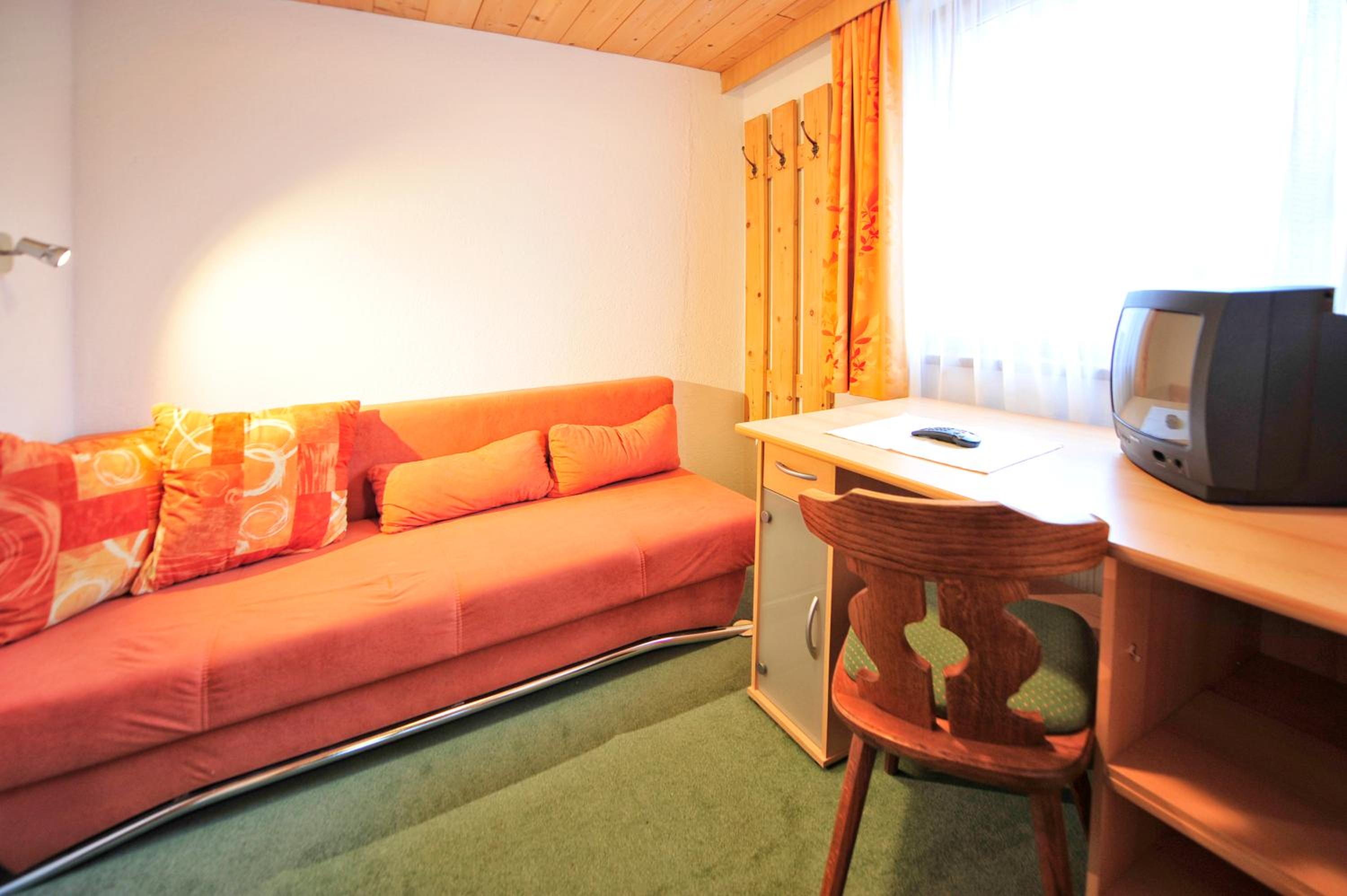 Single Room with Mountain View photo 2