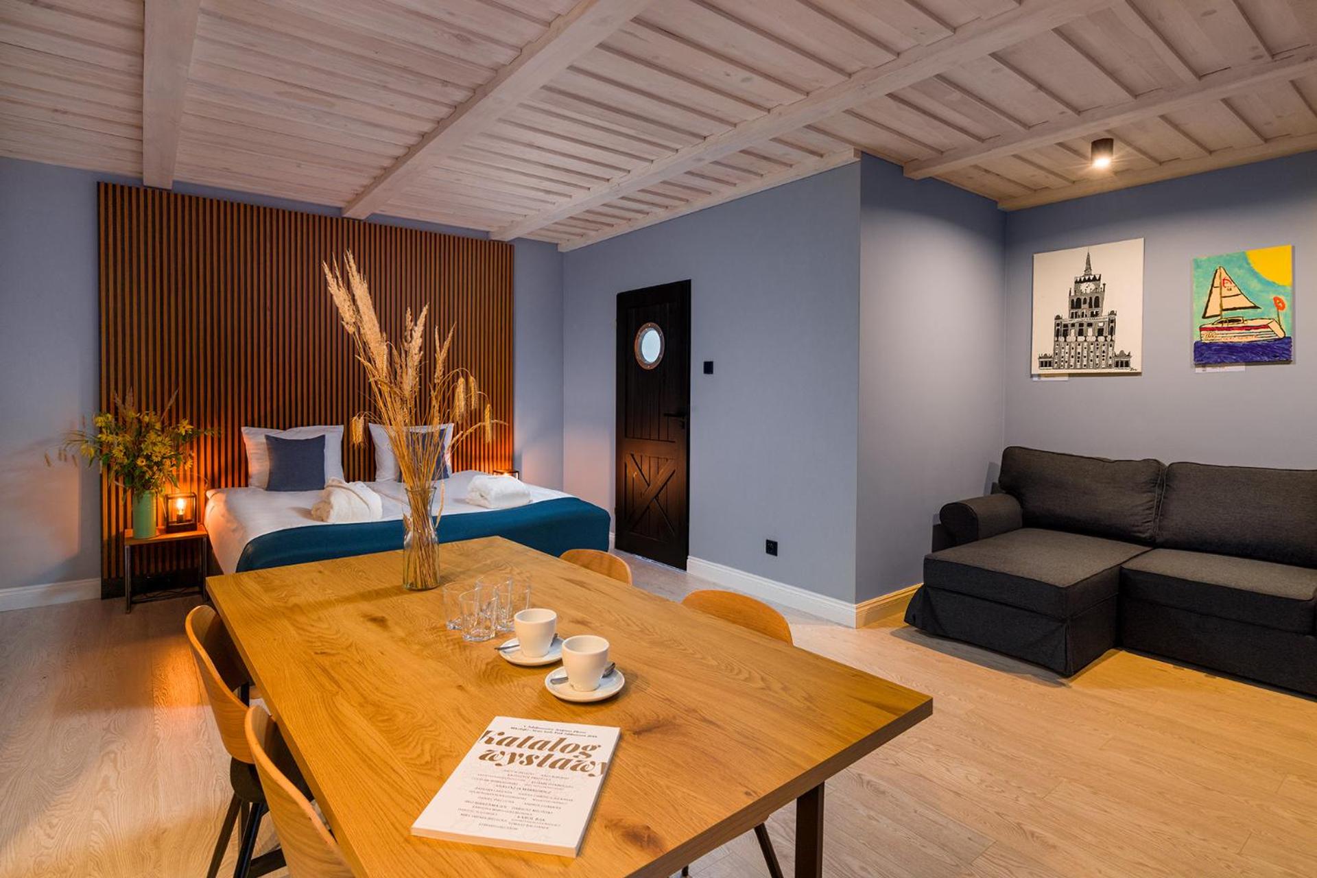 King Studio with Sofa Bed photo 2