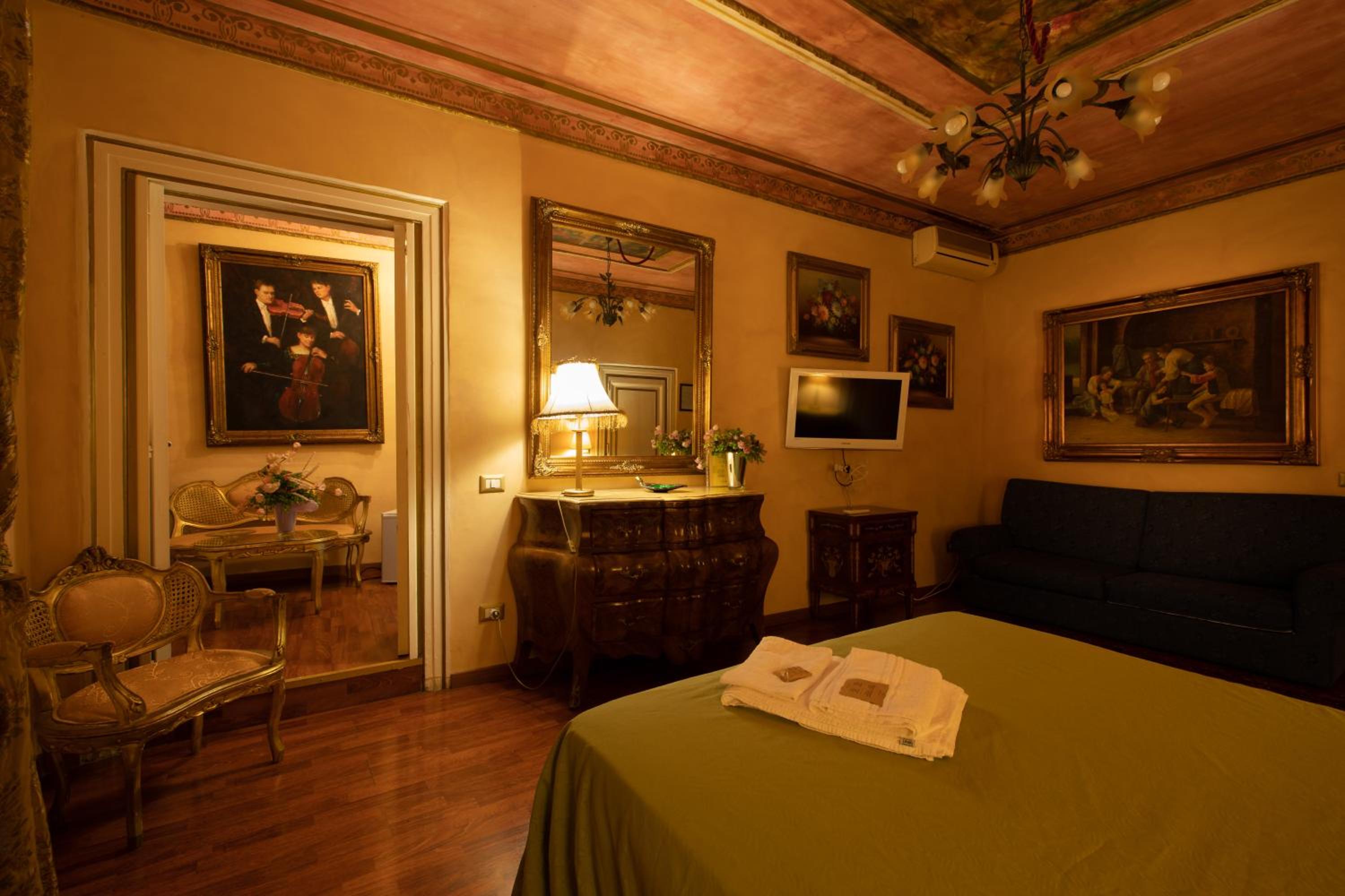 Deluxe Quadruple Room photo 2