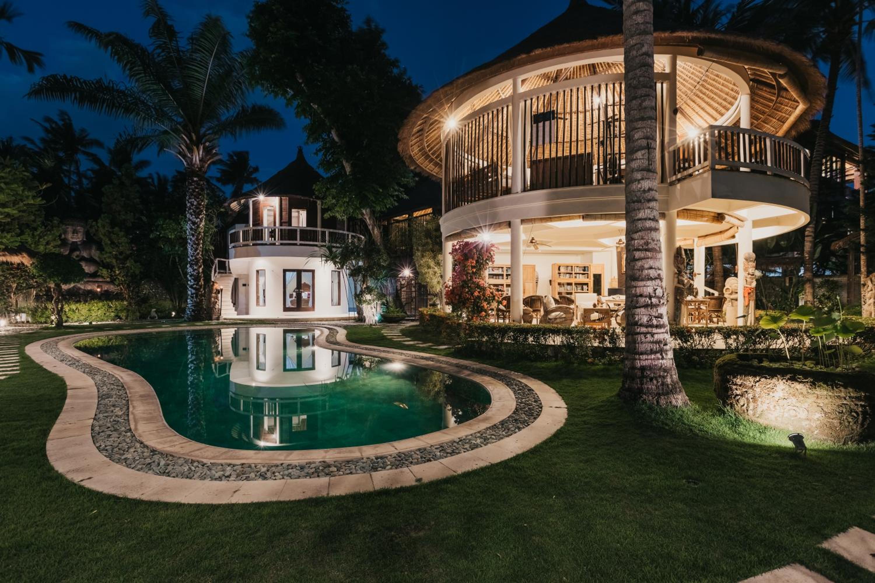 Double Room with Pool View or Garden View - Photo 3