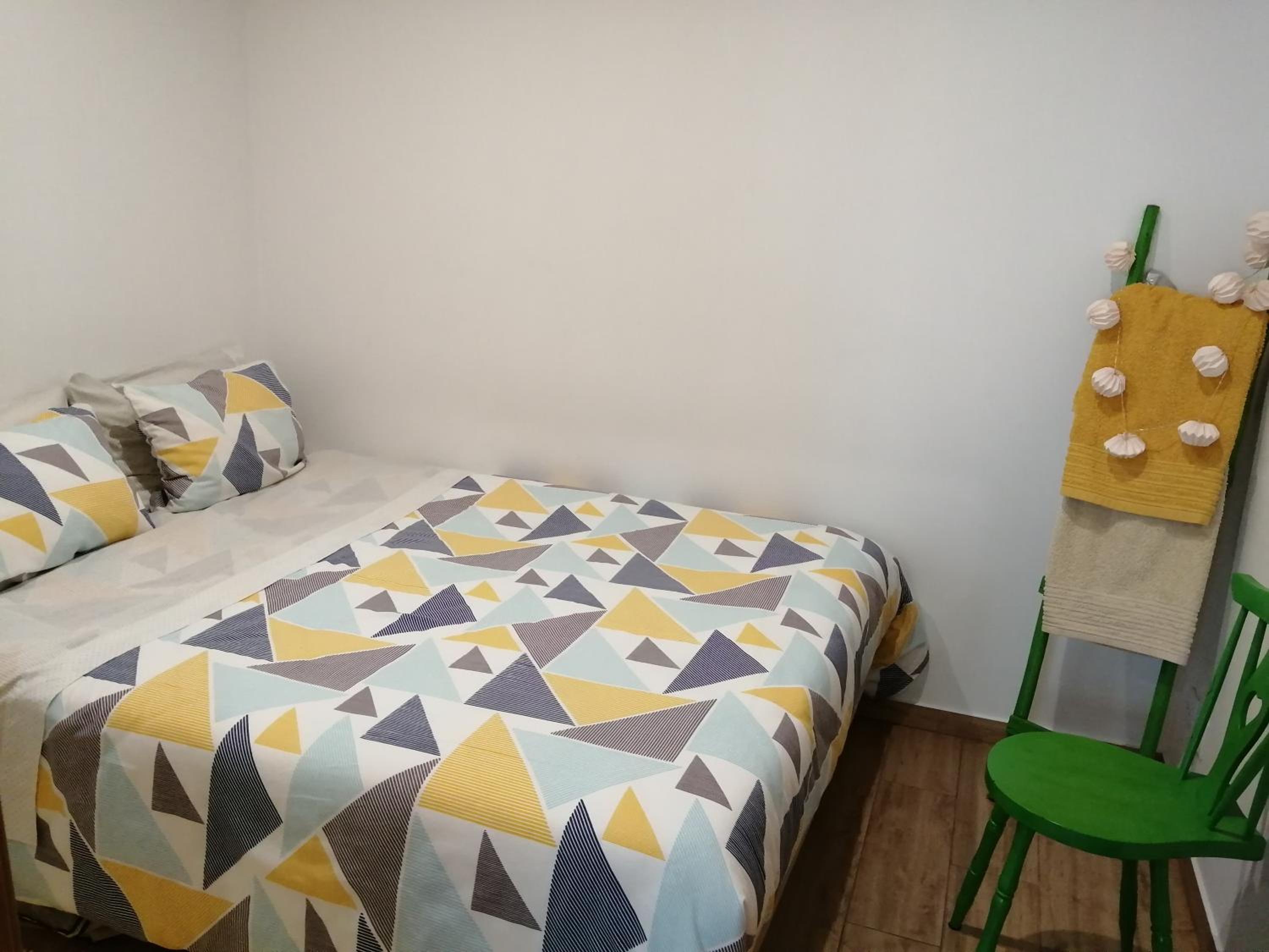 Two-Bedroom House - Photo 31