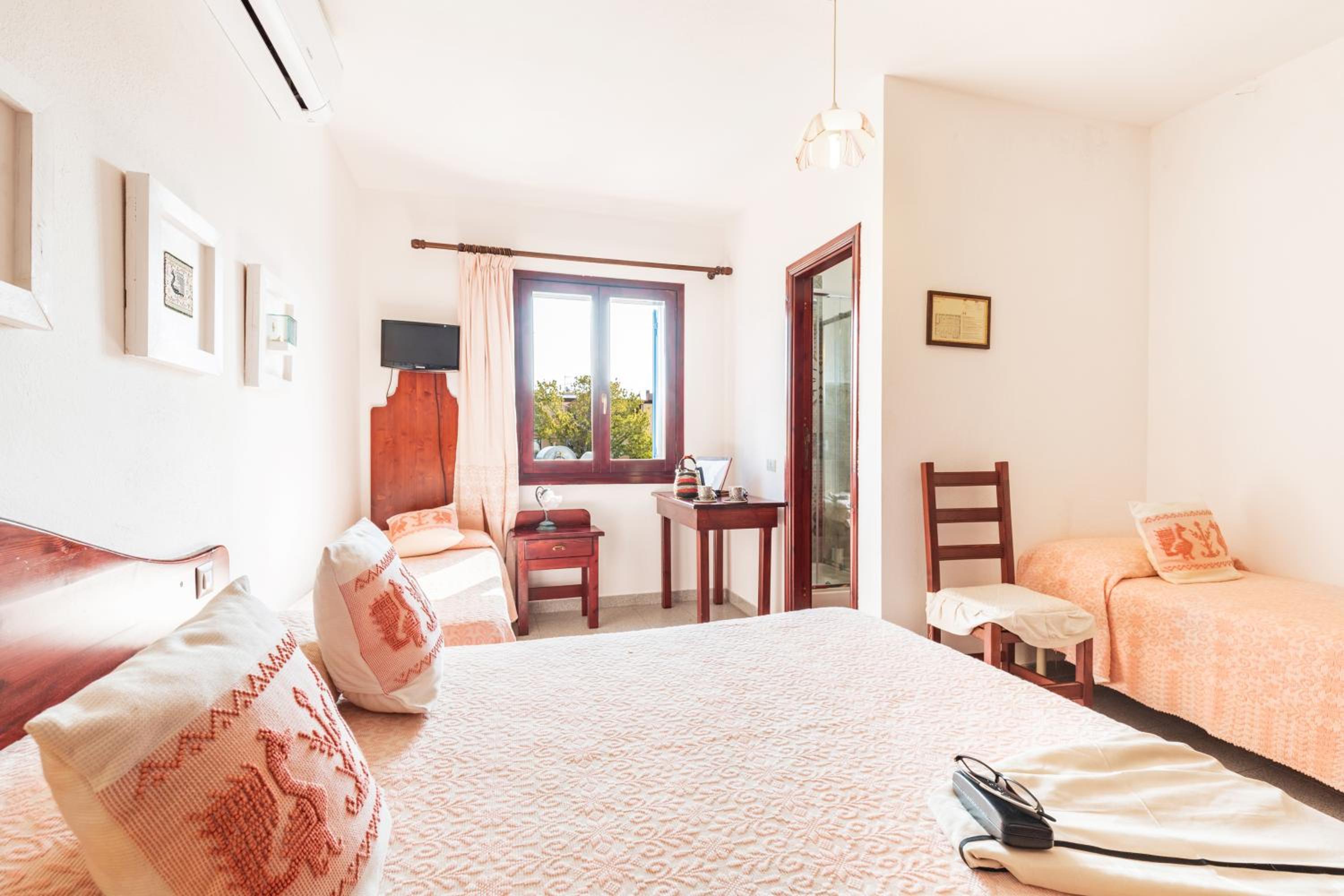 Habitación Familiar (2 Adultos + 2 Niños)