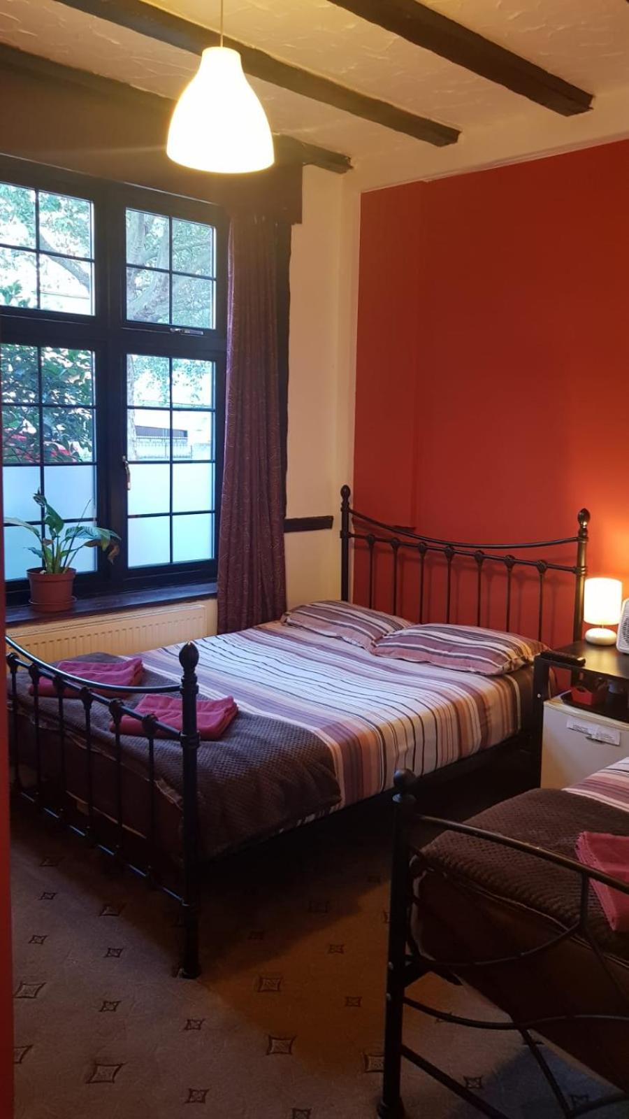 Triple Room with Bathroom photo 1