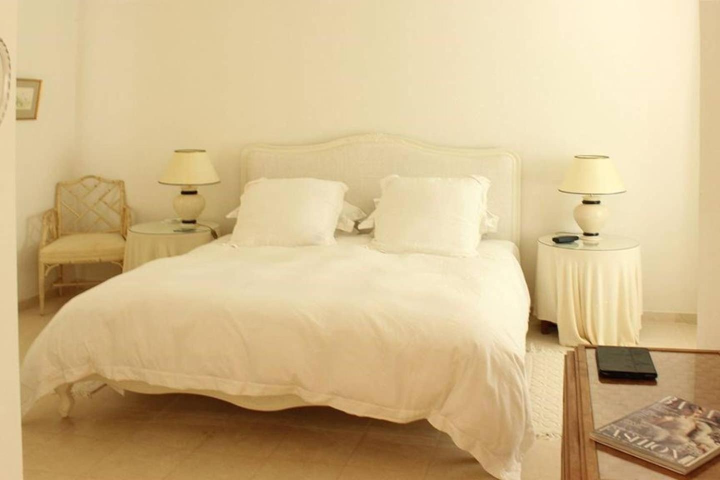 Villa photo 1