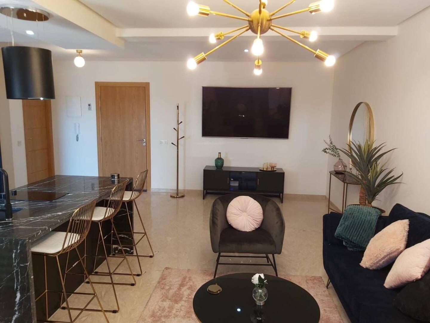 Two-Bedroom Apartment - Photo 7