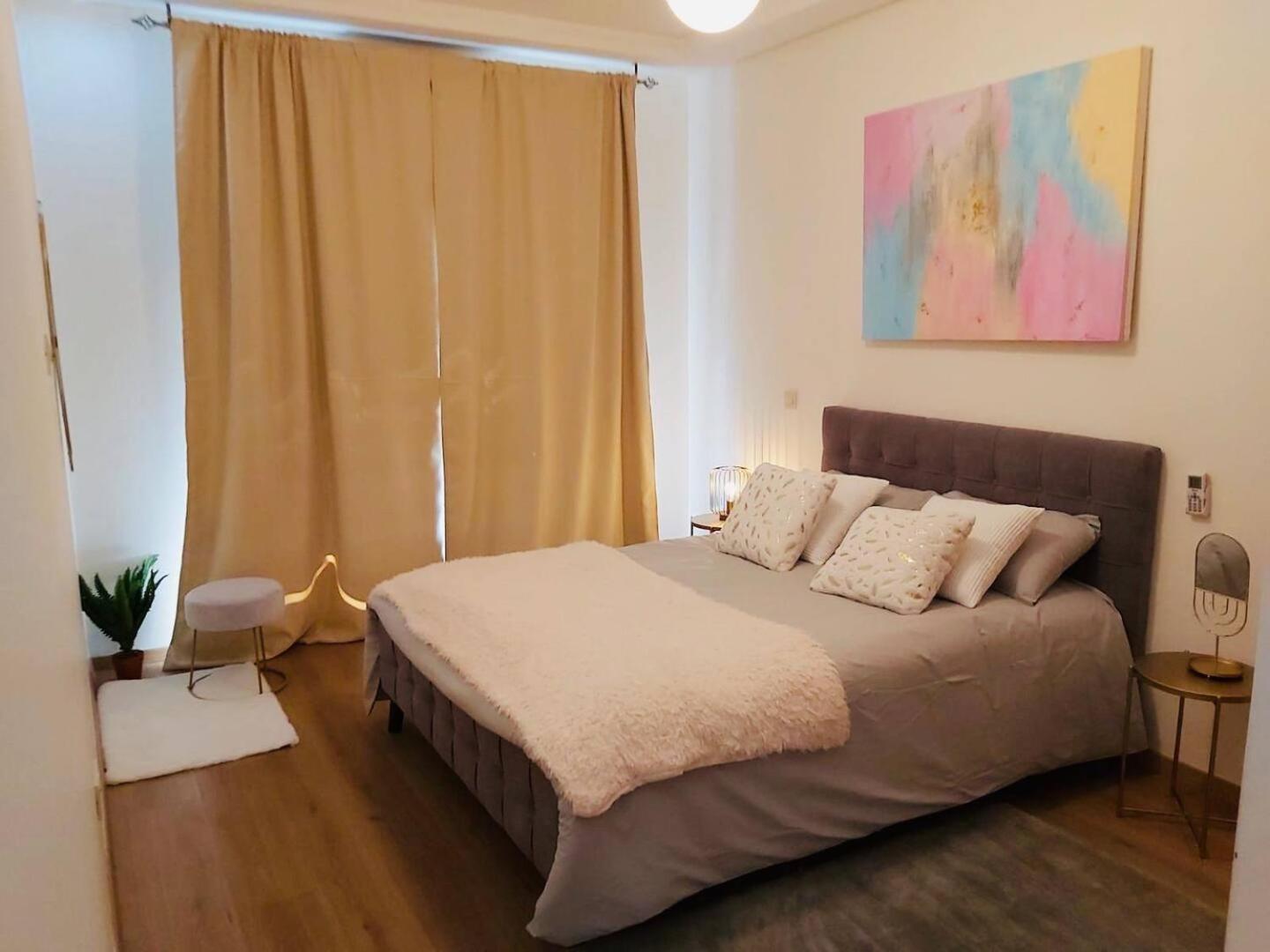Two-Bedroom Apartment - Photo 3