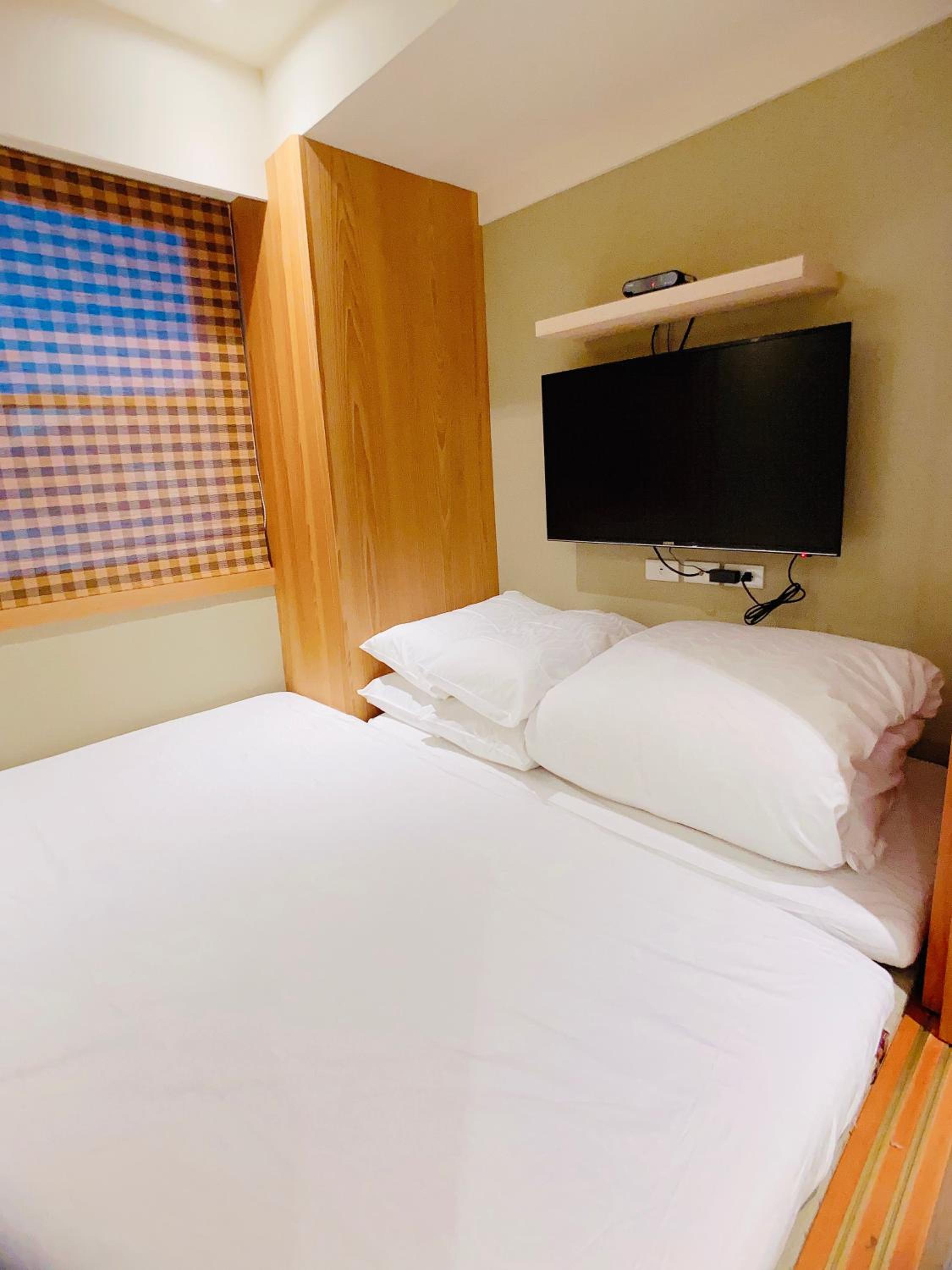 Economy Double Room photo 2