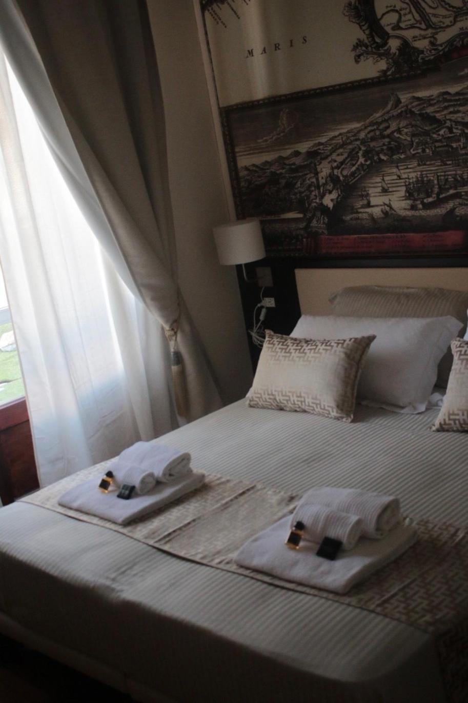 Double Room with Private Bathroom photo 3