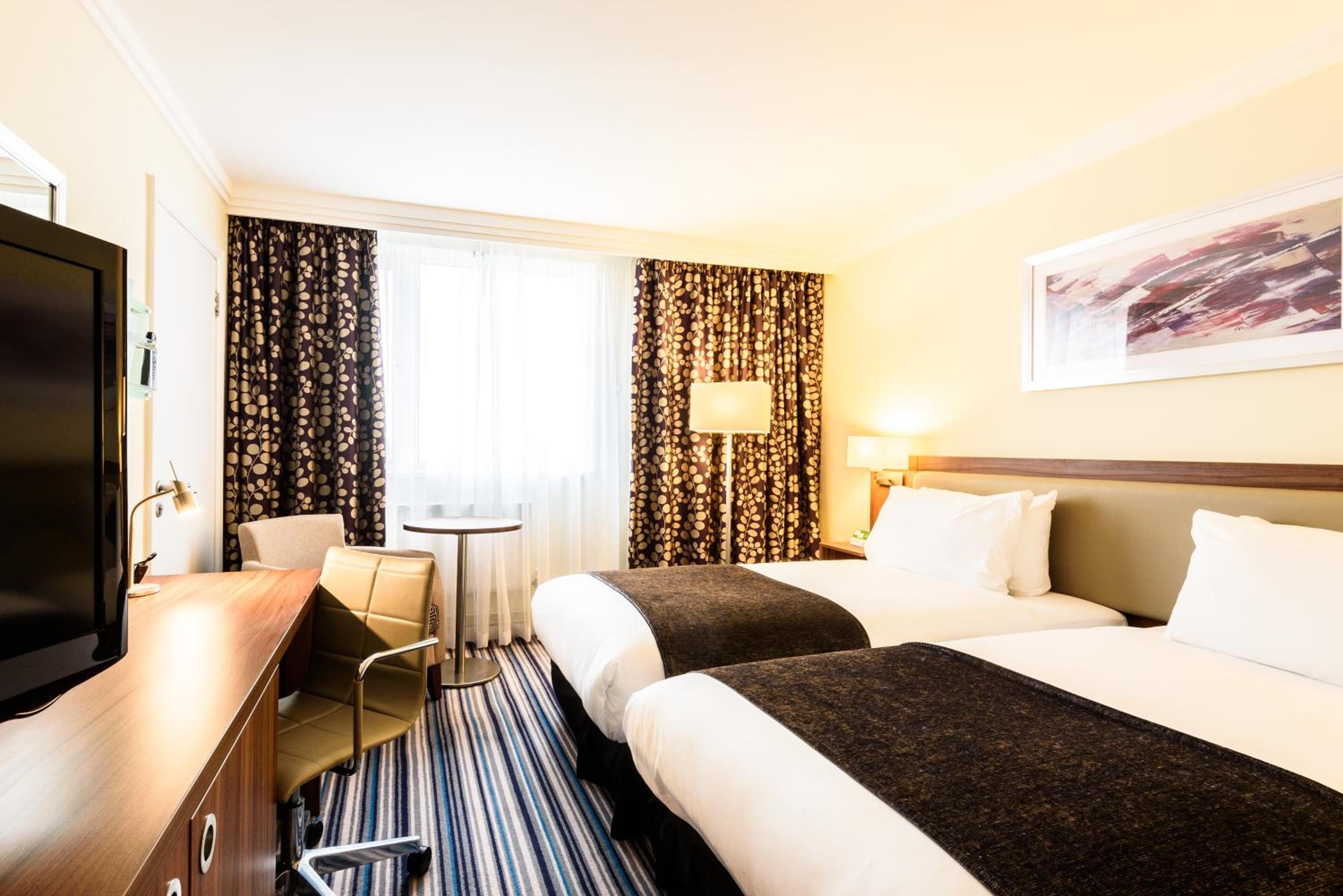 Premium Room - Photo 2
