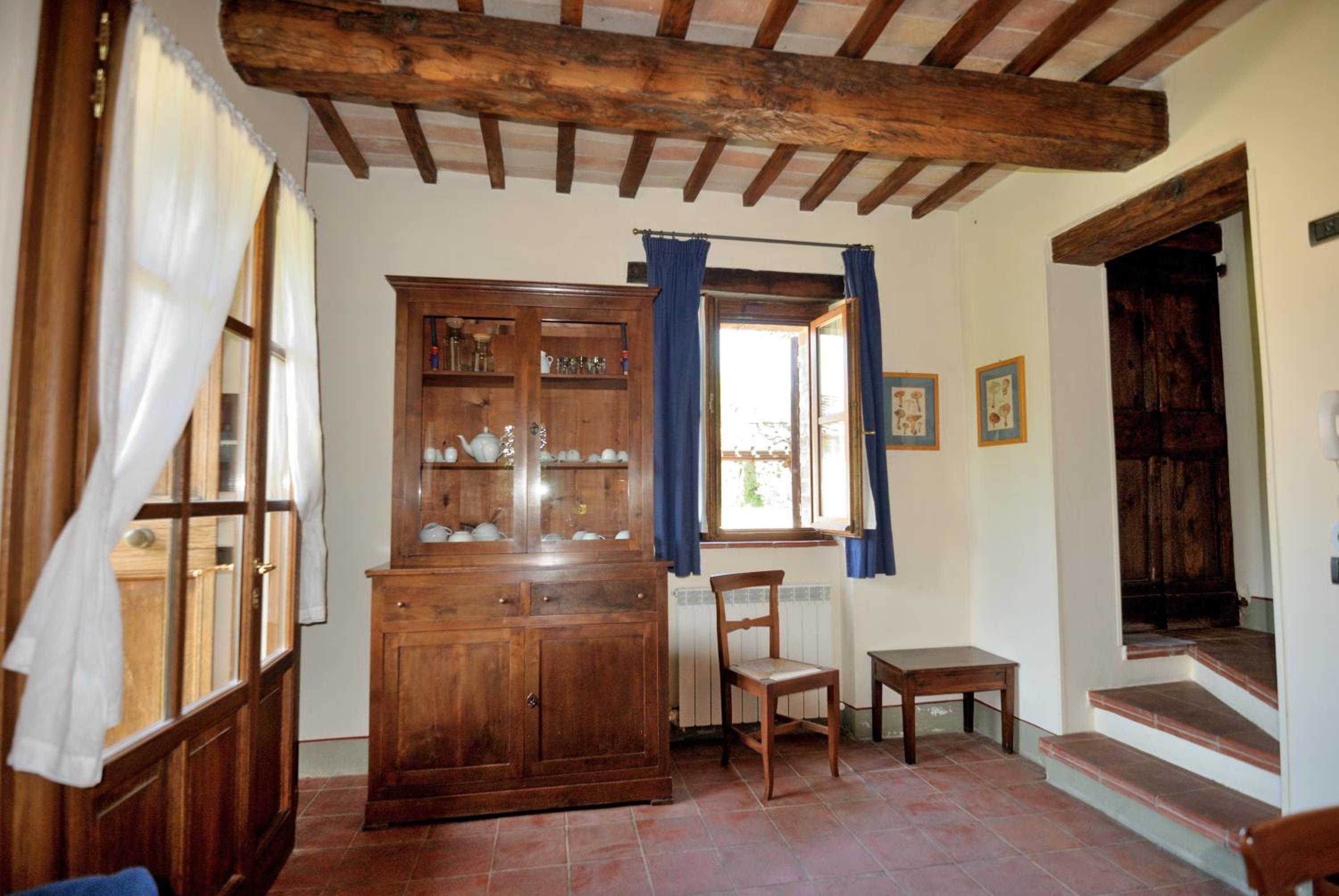 Two-Bedroom House - Photo 9