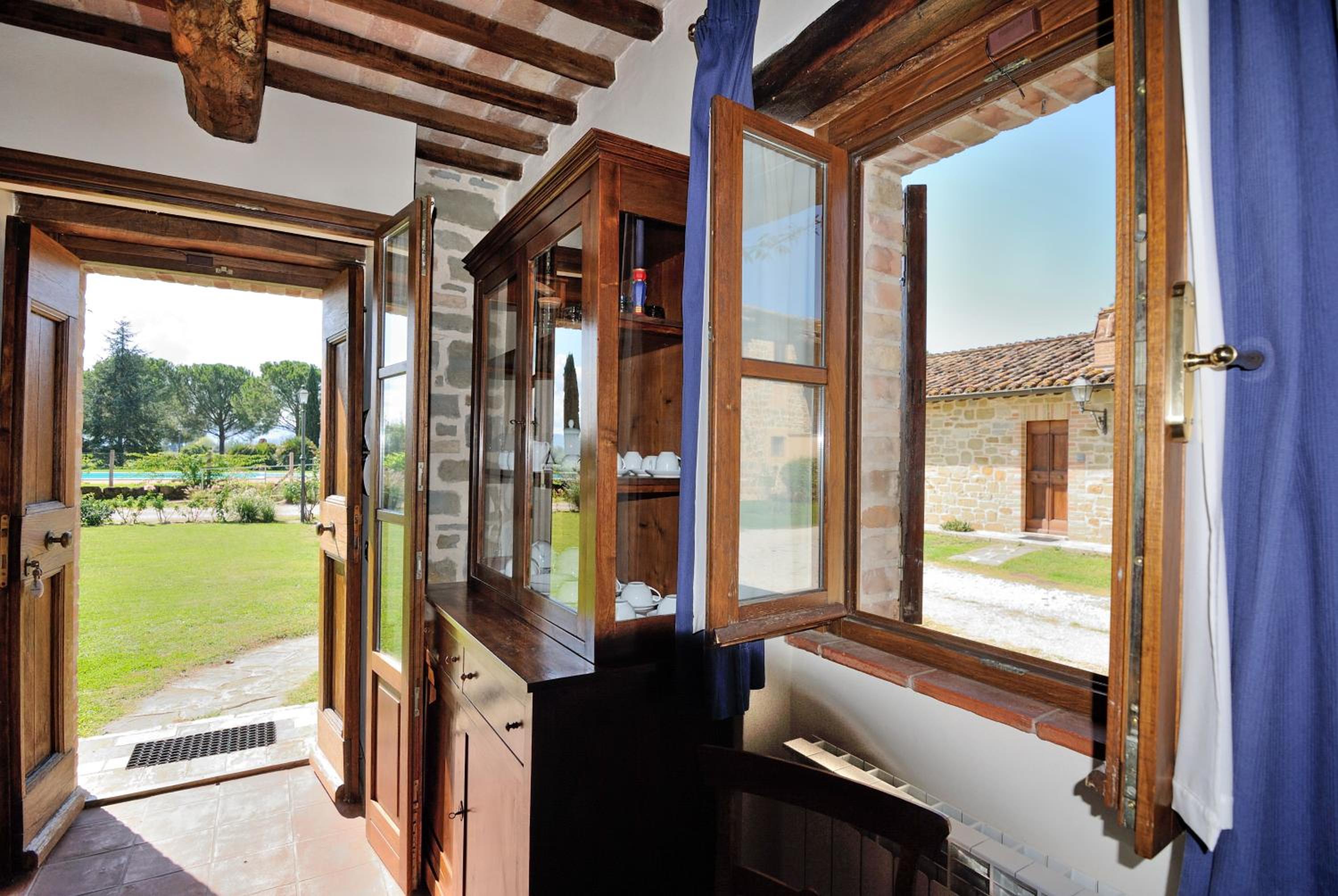 Two-Bedroom House - Photo 15