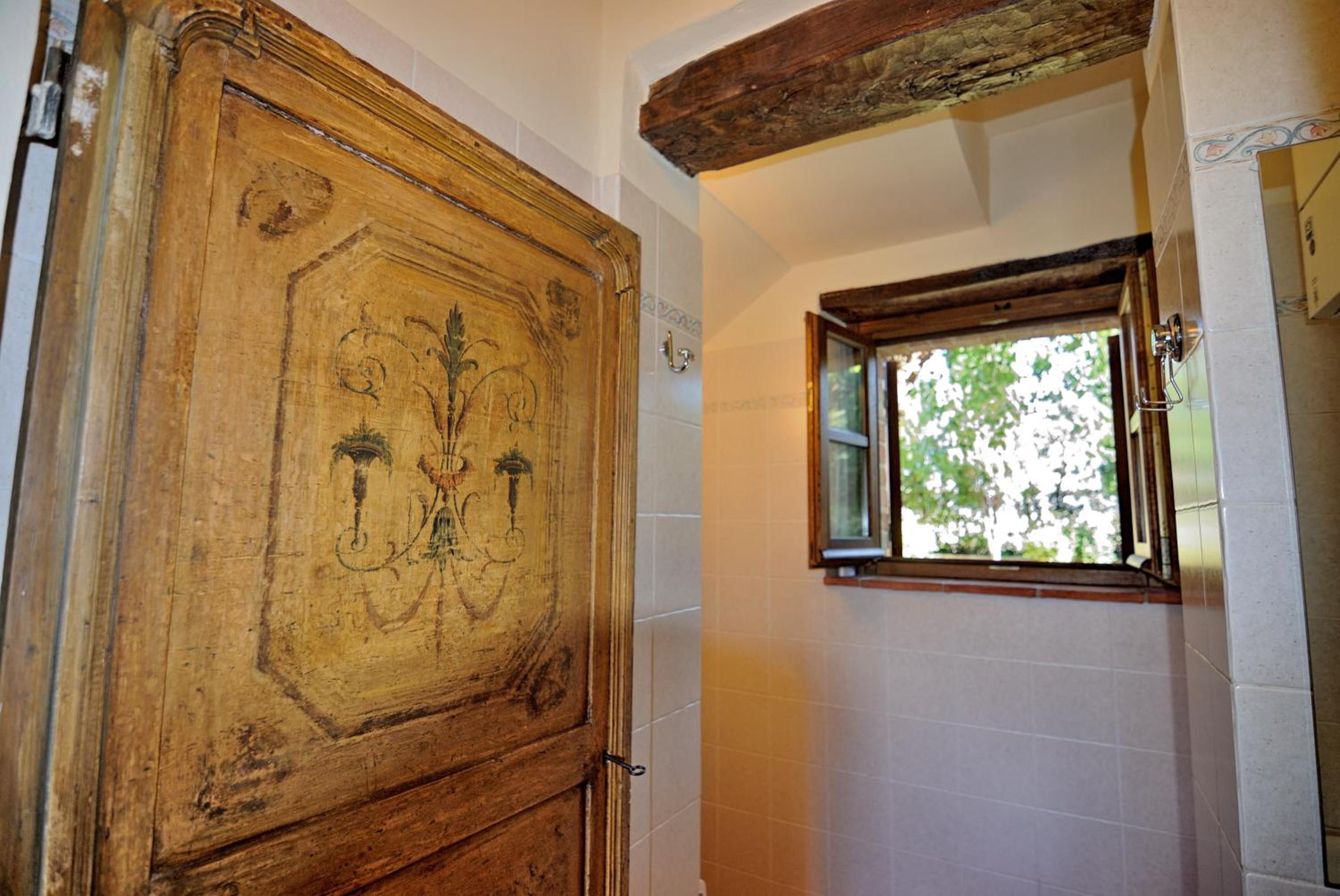 Two-Bedroom House - Photo 30