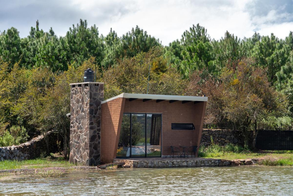 Double Room with Lake View photo 2