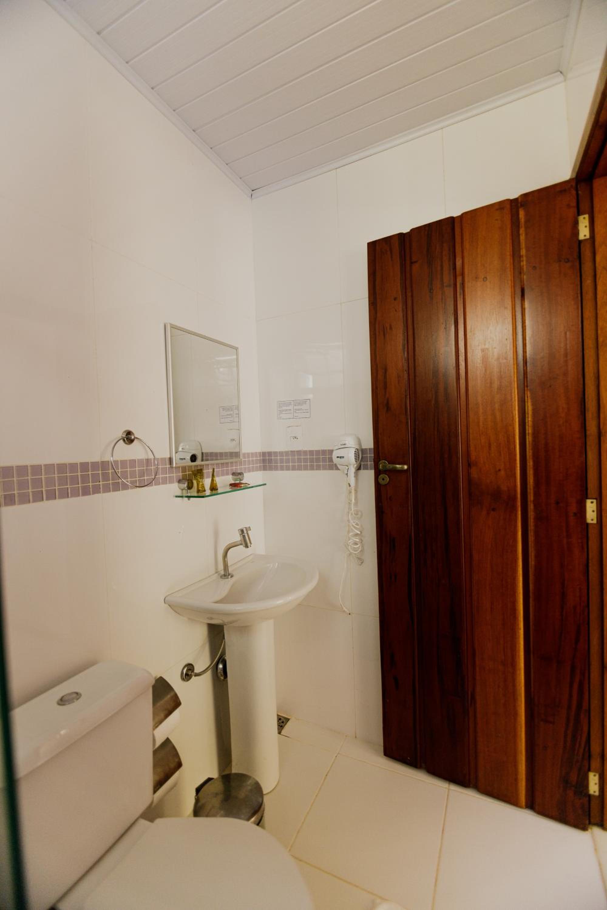 Standard Double Room - Photo 4