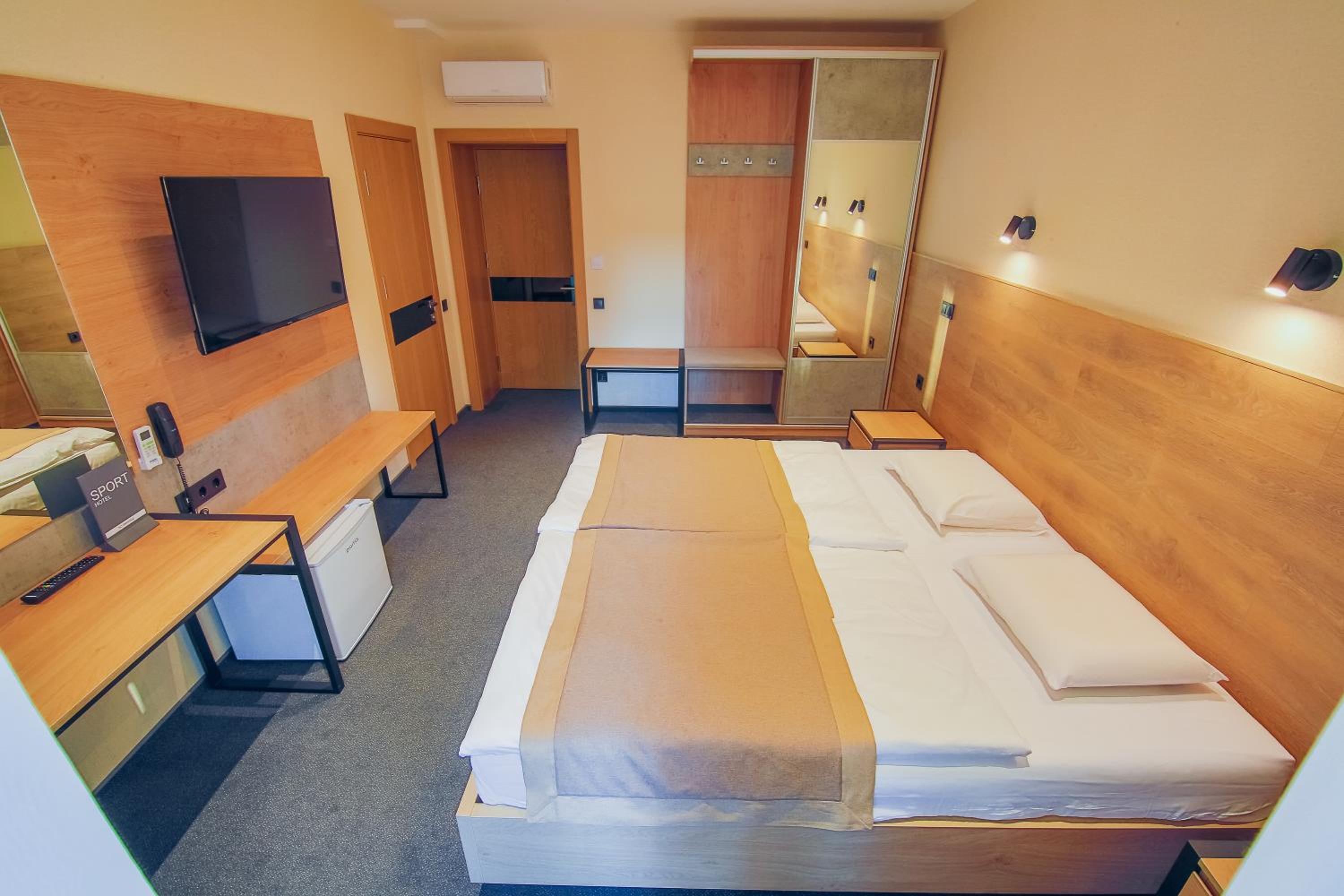 Deluxe Double Room photo 3