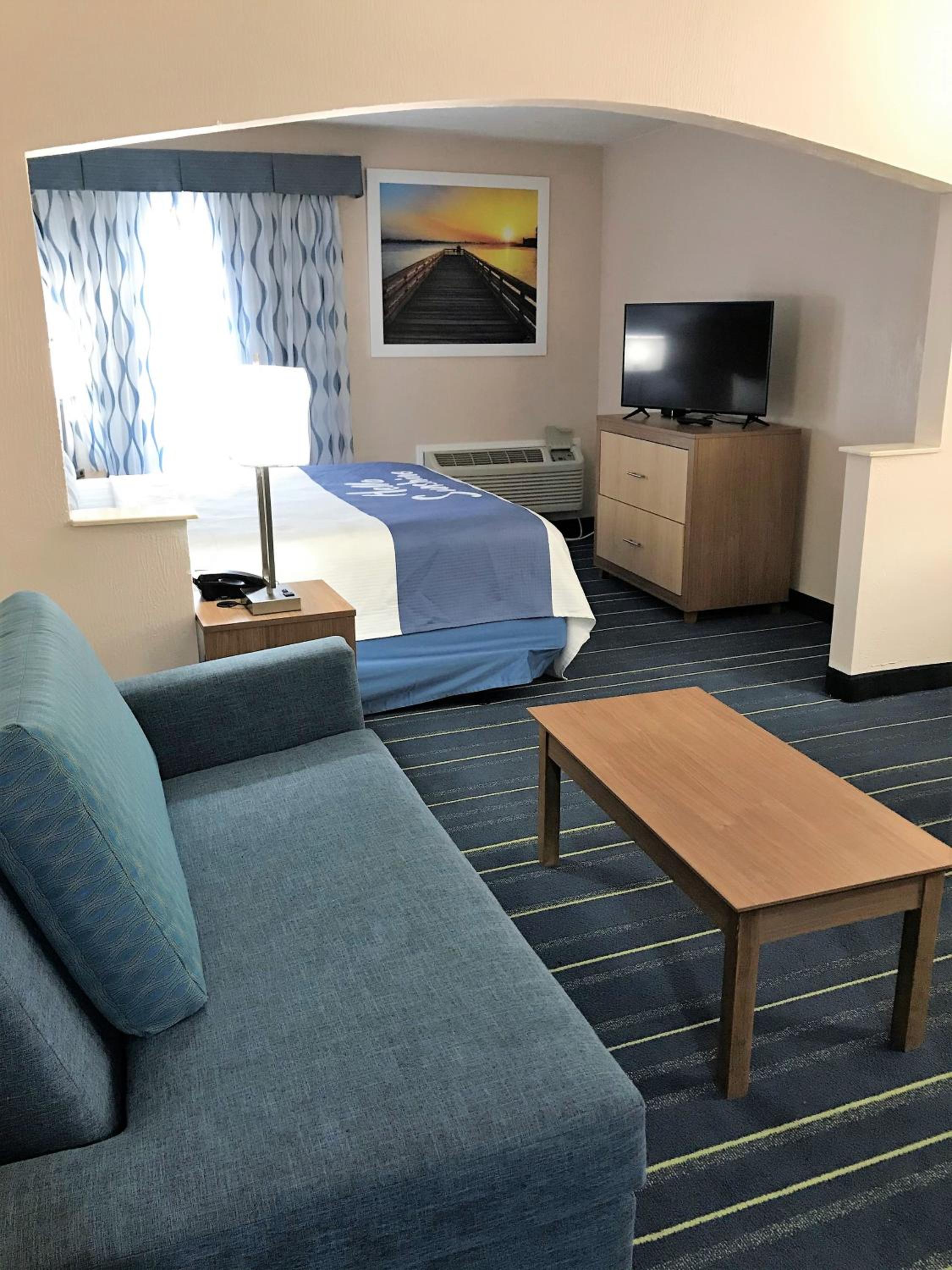King Room - Disability Access/Non-Smoking - Photo 1