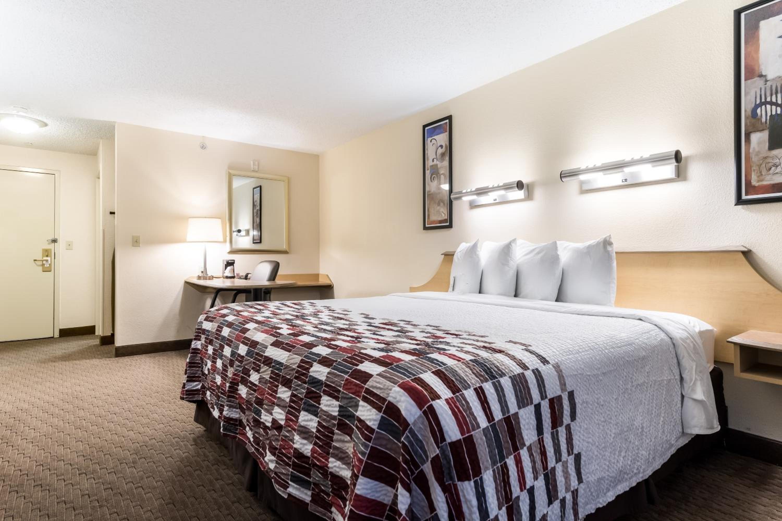  Superior King Room Smoke Free - Photo 5